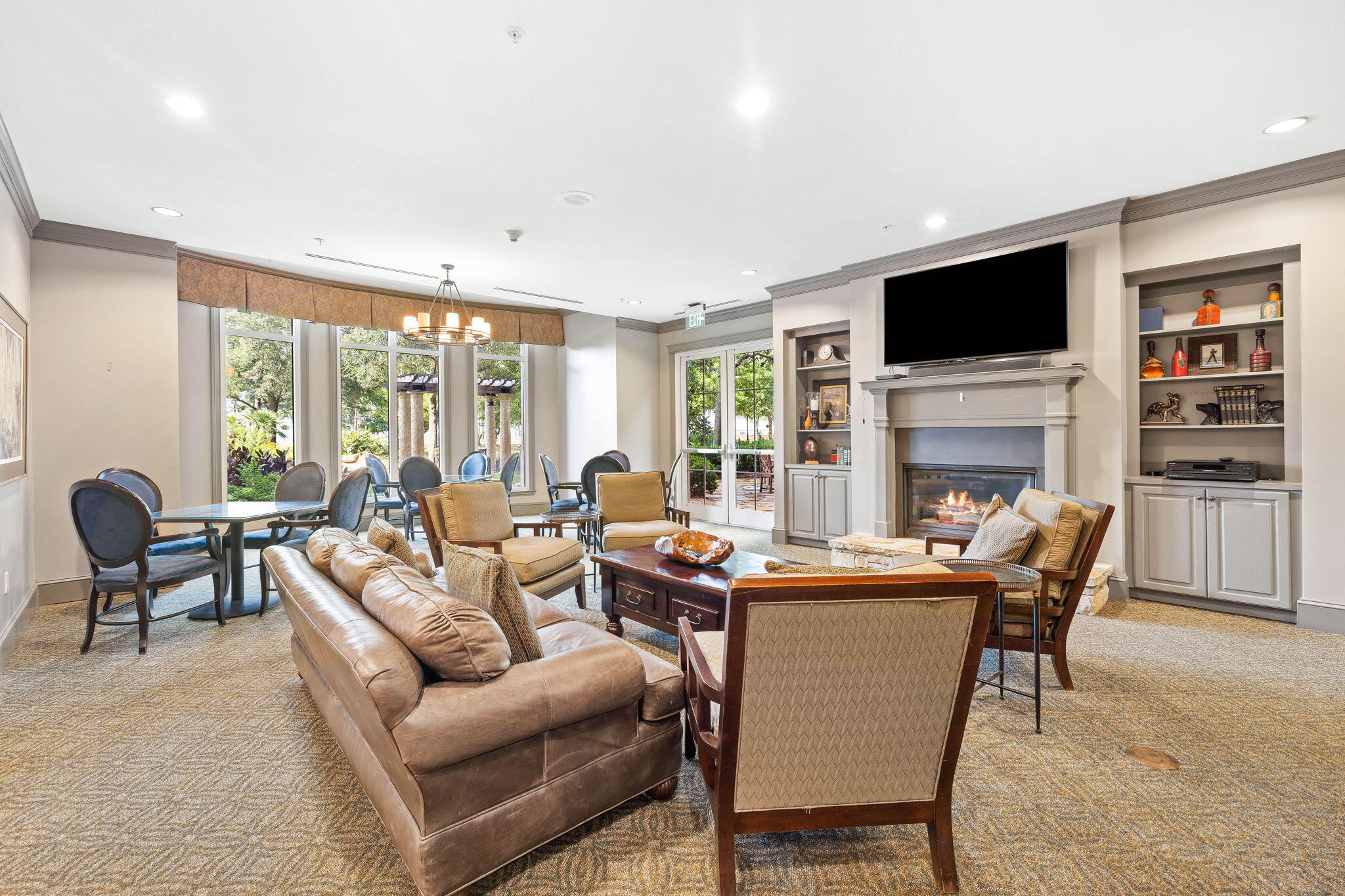 ONE WATER PLACE - Residential