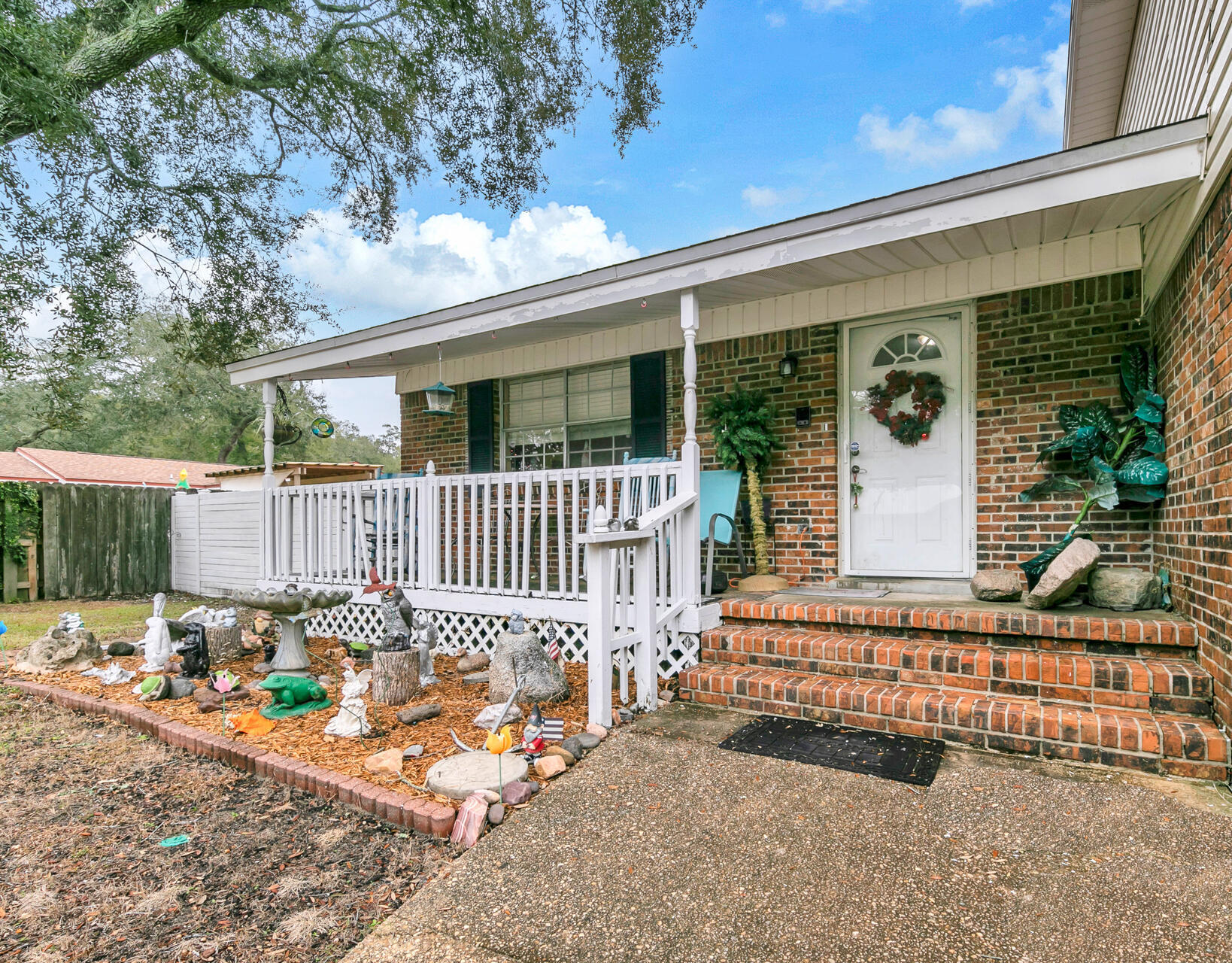 BERKSHIRE WOODS - Residential