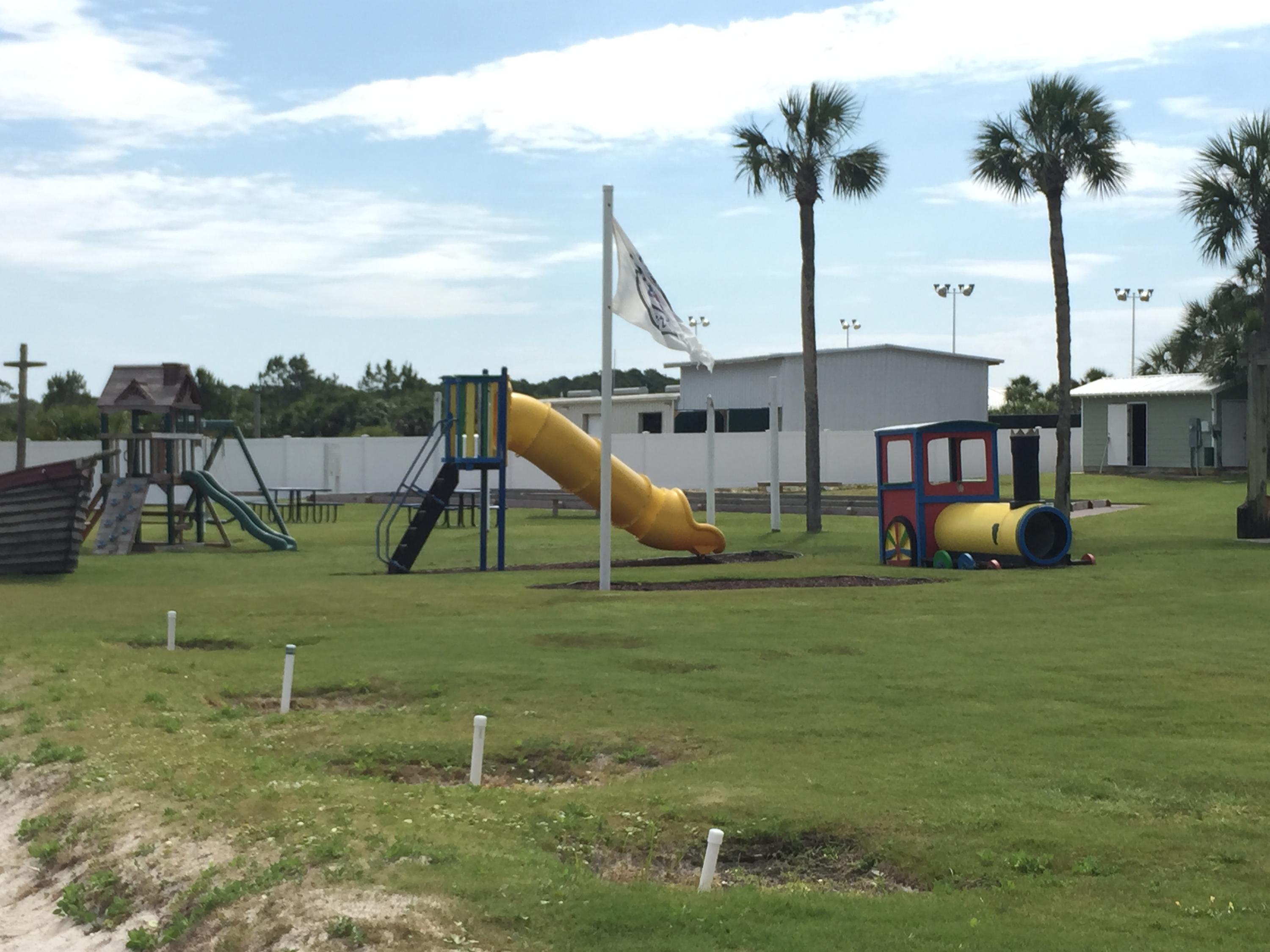 PINNACLE PORT - Residential