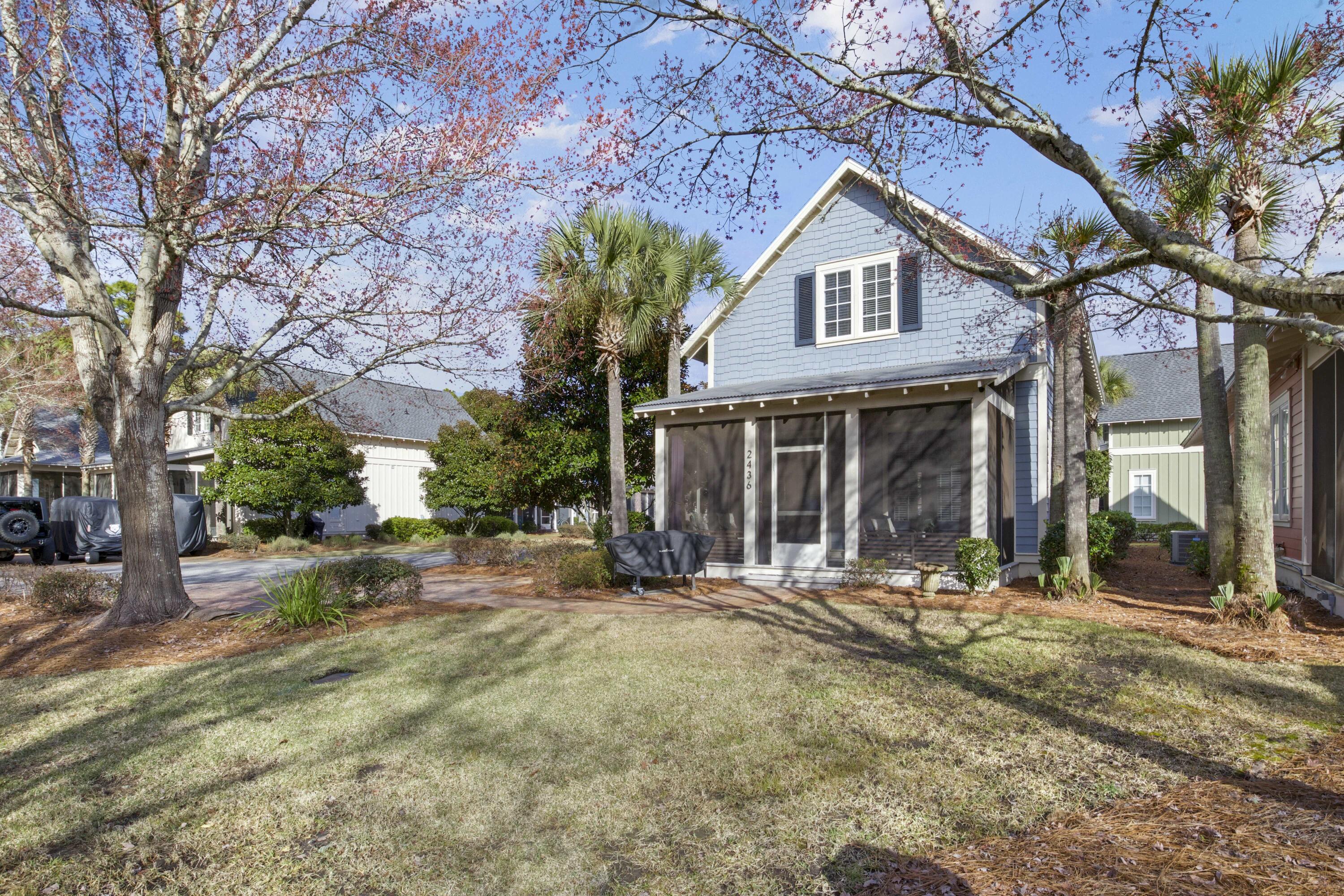 BUNGALOS AT SANDESTIN - Residential