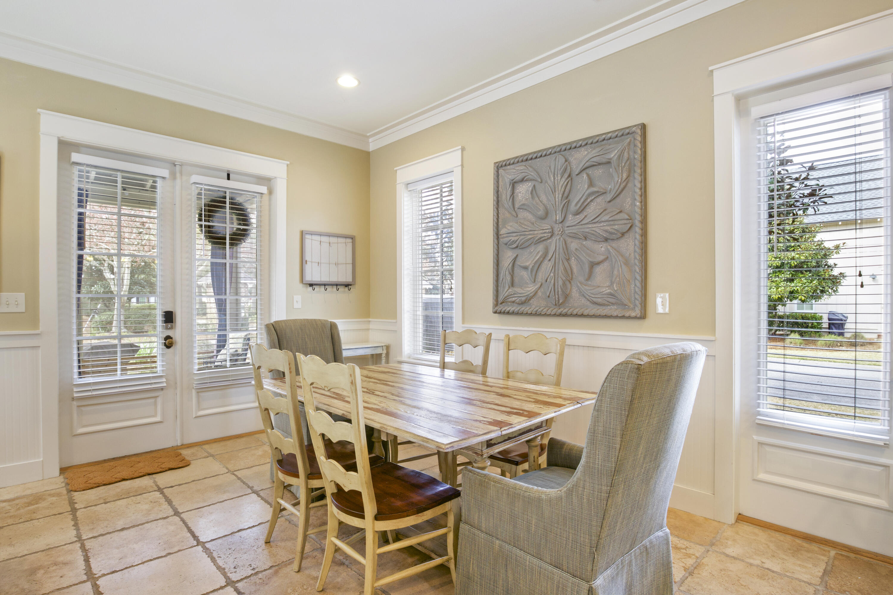 BUNGALOS AT SANDESTIN - Residential