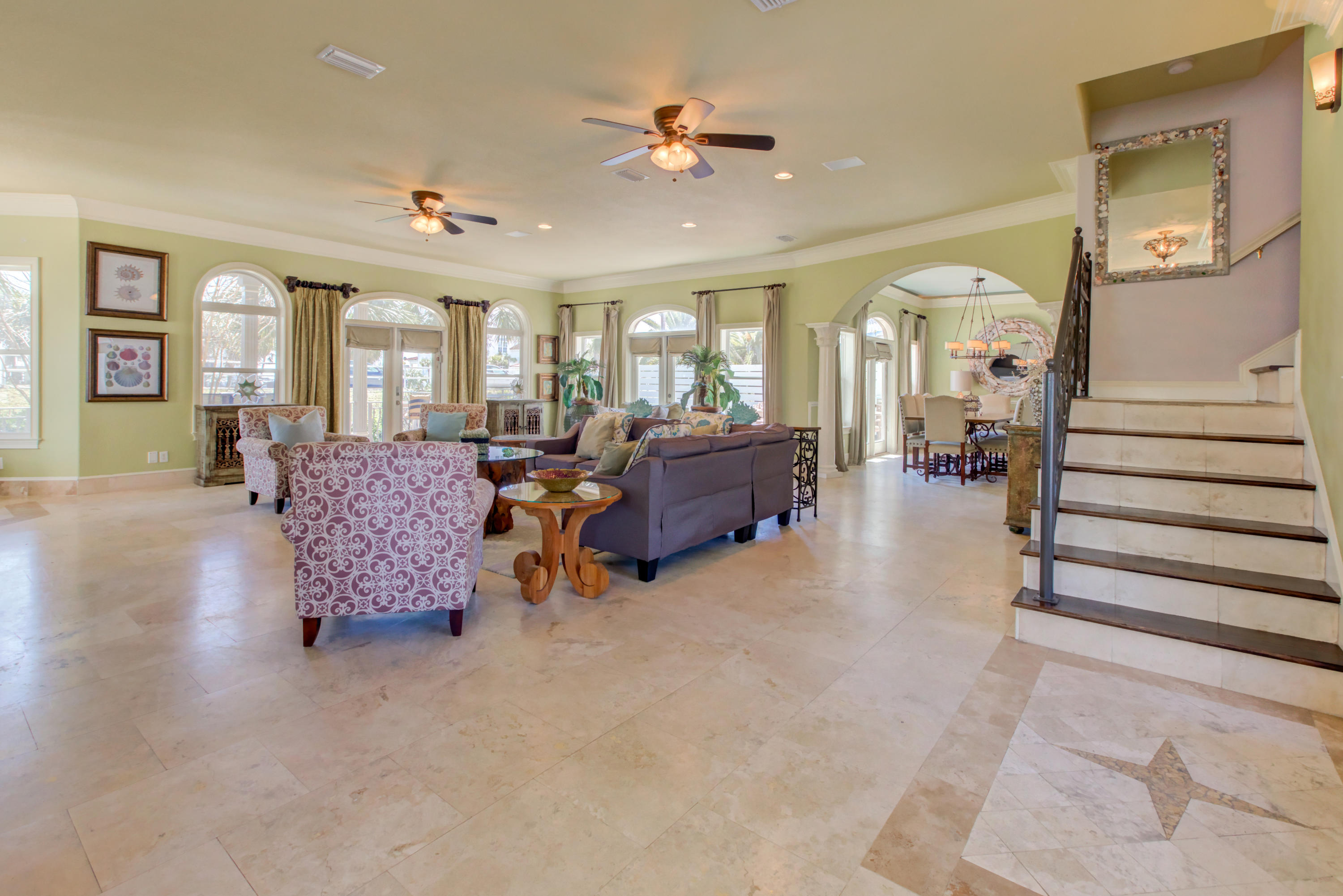 CRYSTAL SHORES - Residential