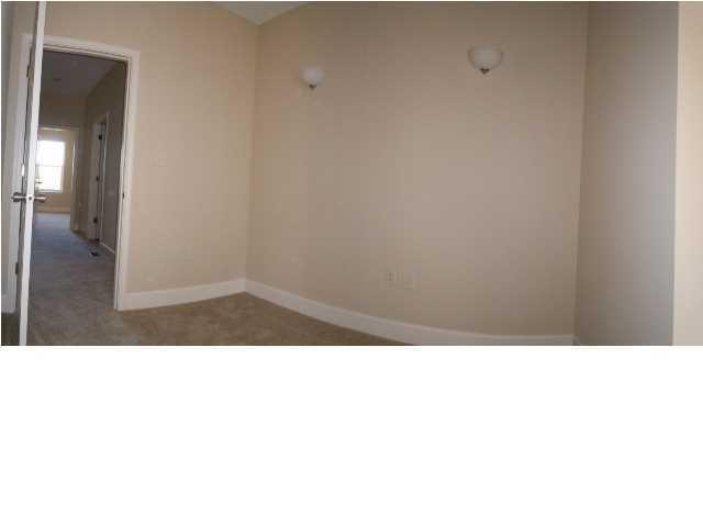 ARBOR LAKE - Residential