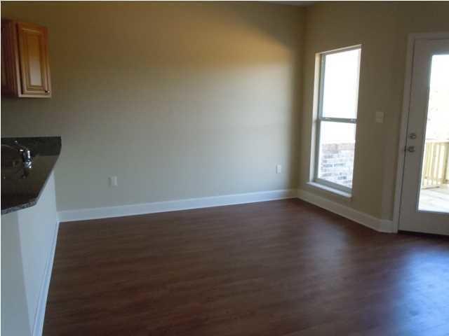 ARBOR LAKE - Residential