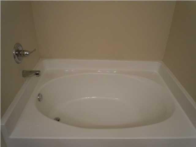 ARBOR LAKE - Residential