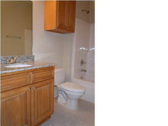 ARBOR LAKE - Residential