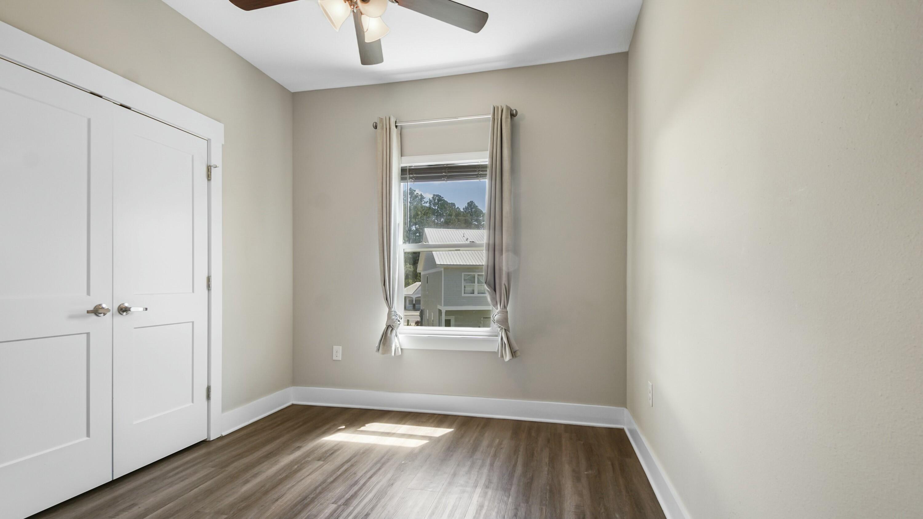 VERANDAS AT FREEPORT - Residential
