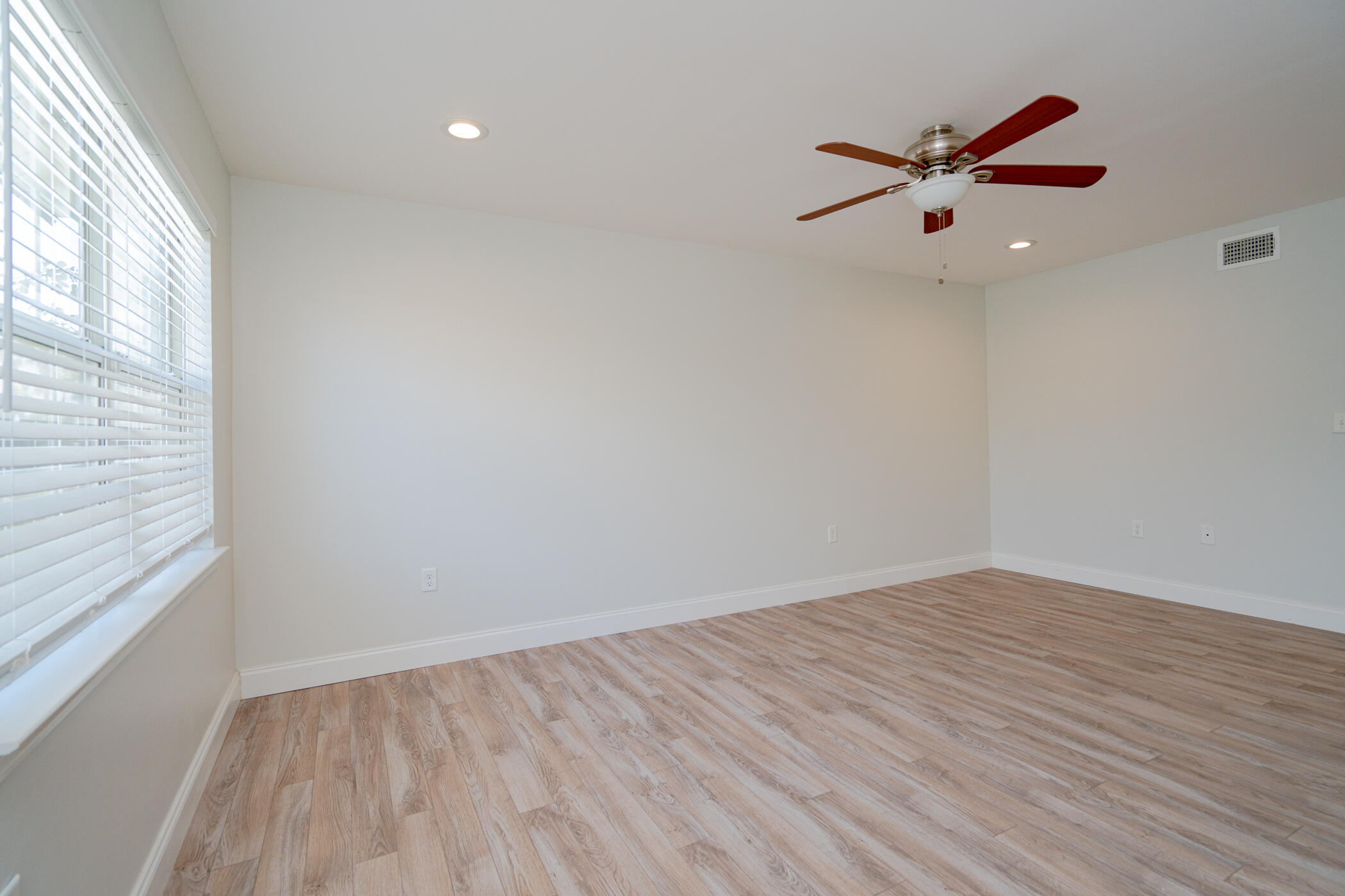 CHATEAU BY THE SEA - Residential