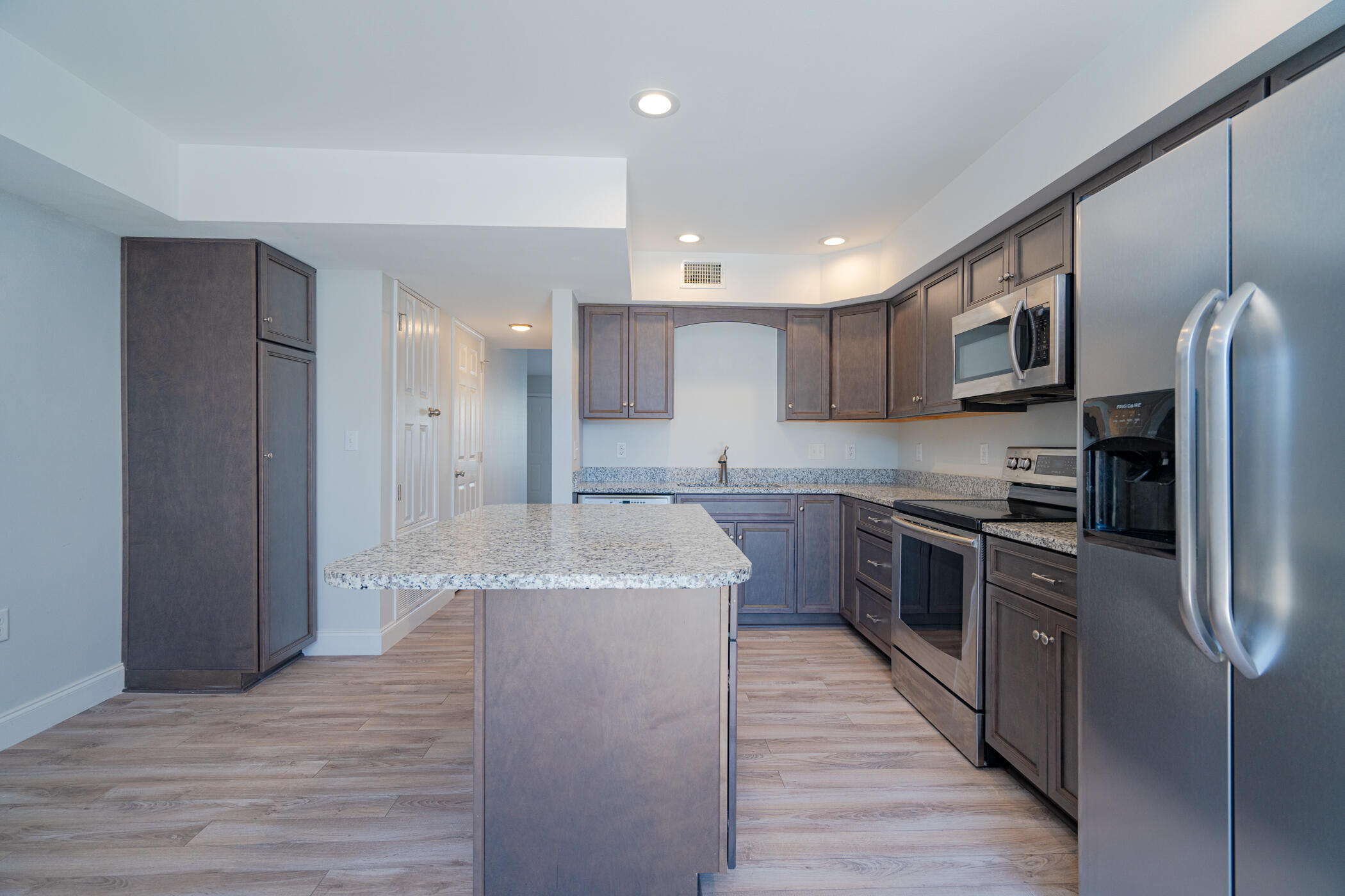 CHATEAU BY THE SEA - Residential