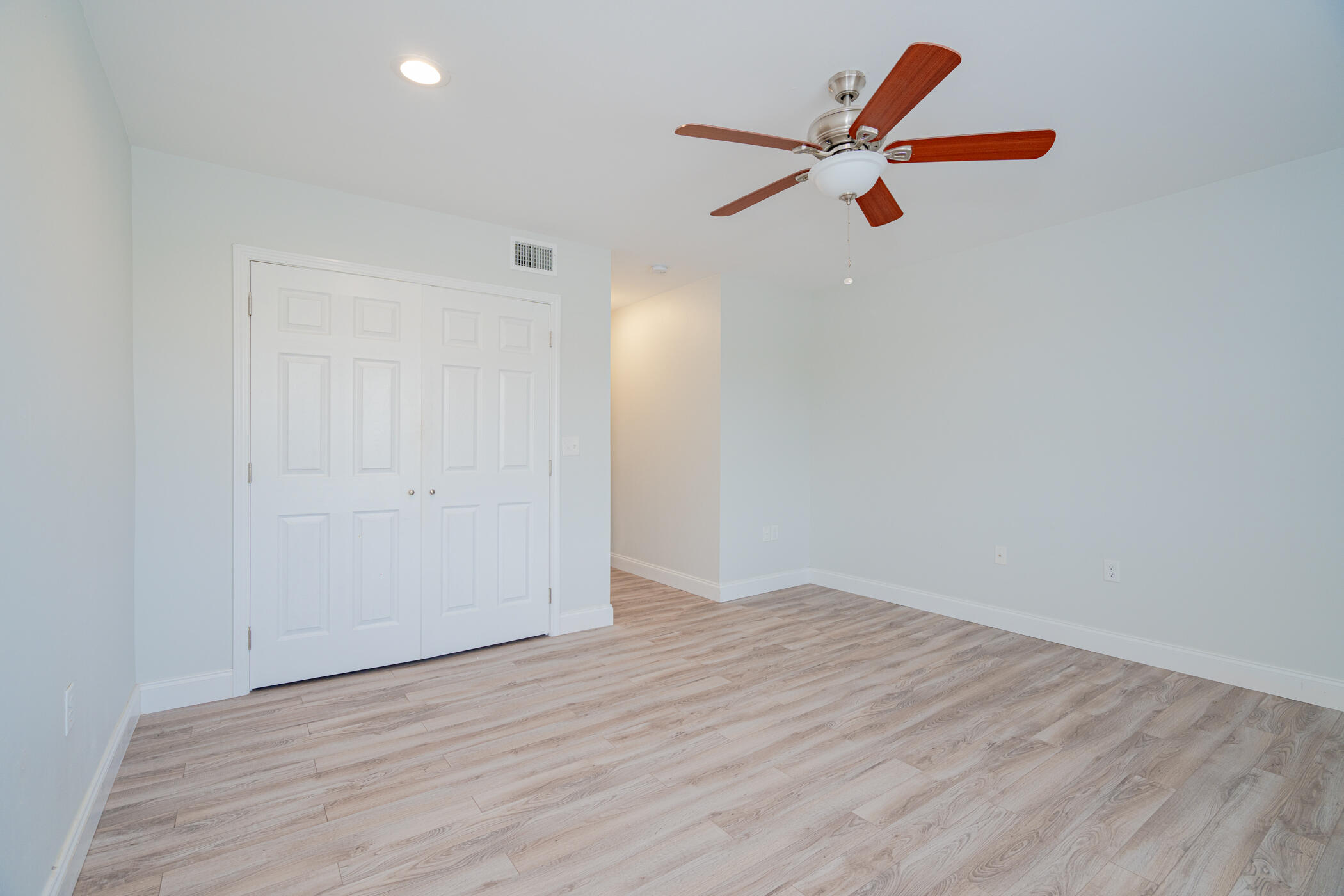 CHATEAU BY THE SEA - Residential