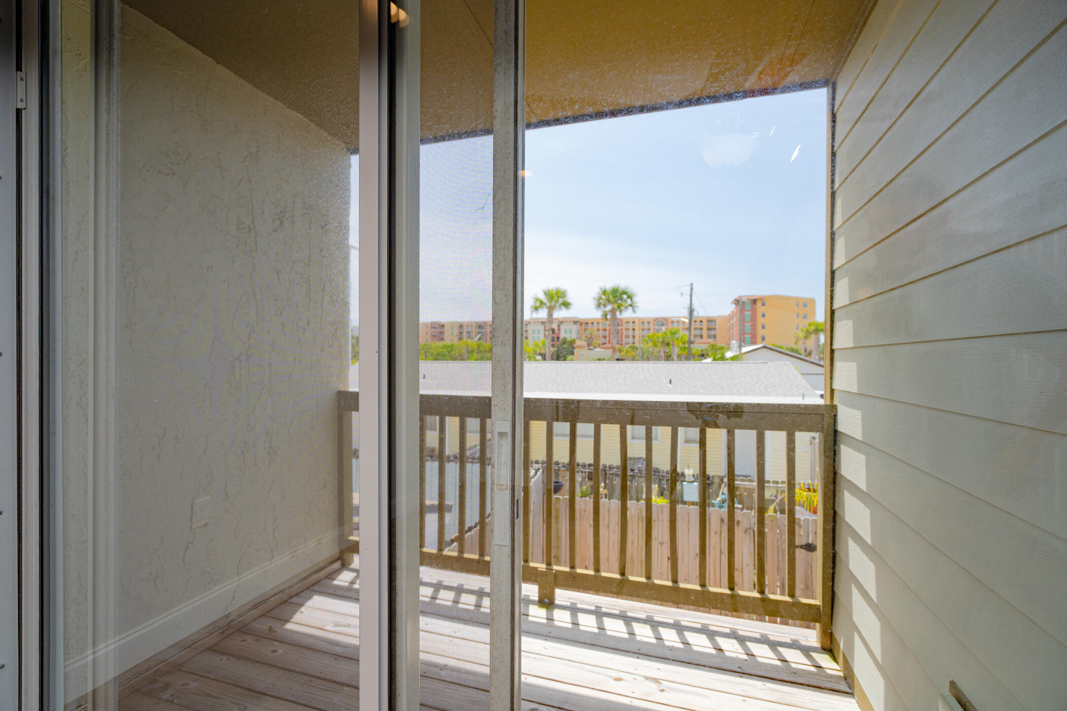 CHATEAU BY THE SEA - Residential