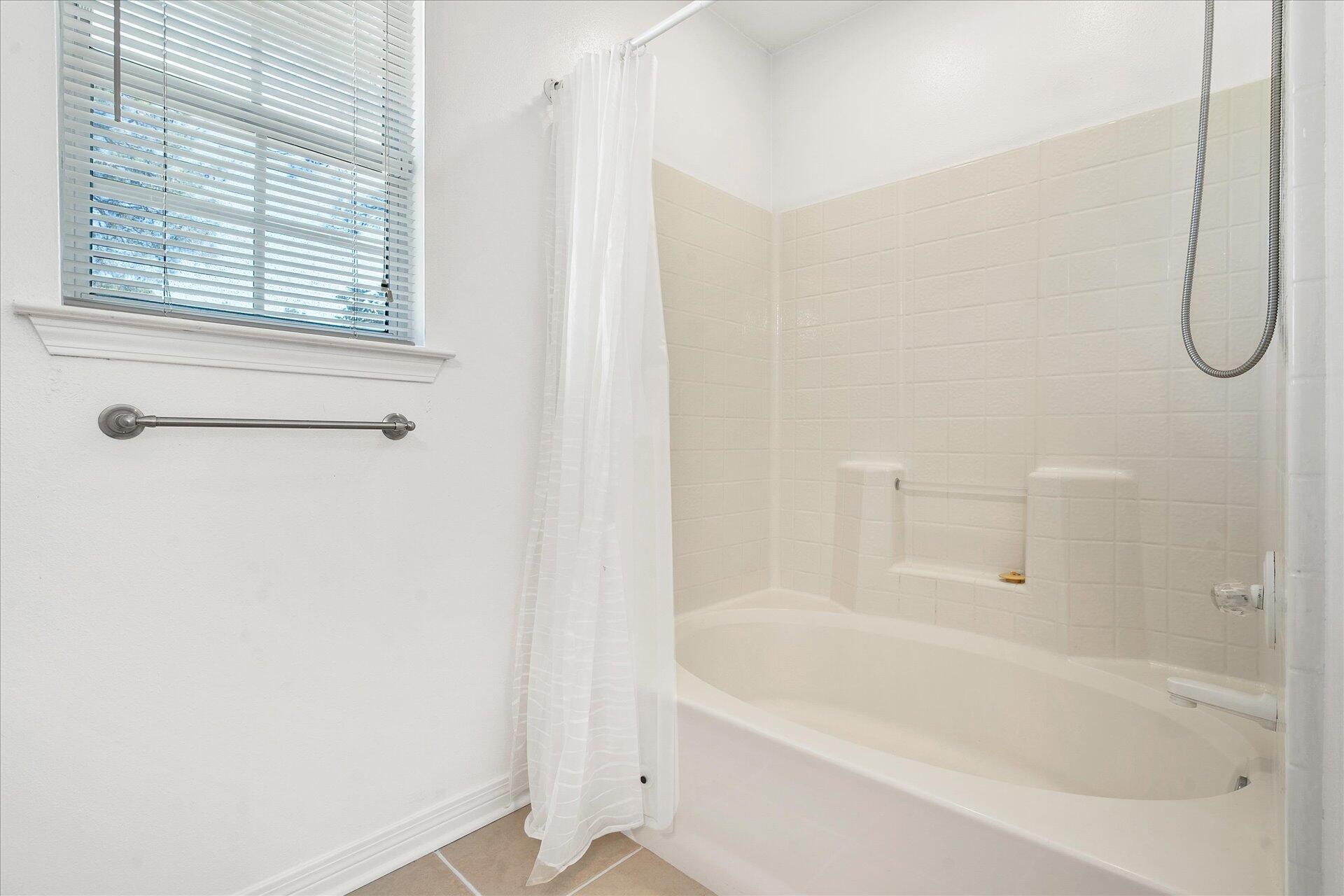 COUNTRYVIEW ESTATES - Residential