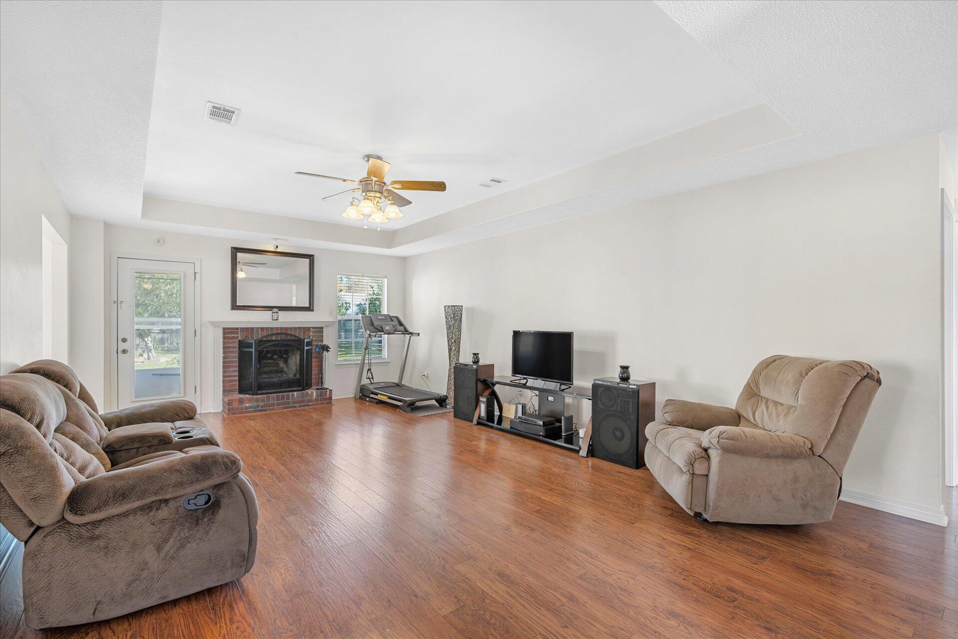 COUNTRYVIEW ESTATES - Residential