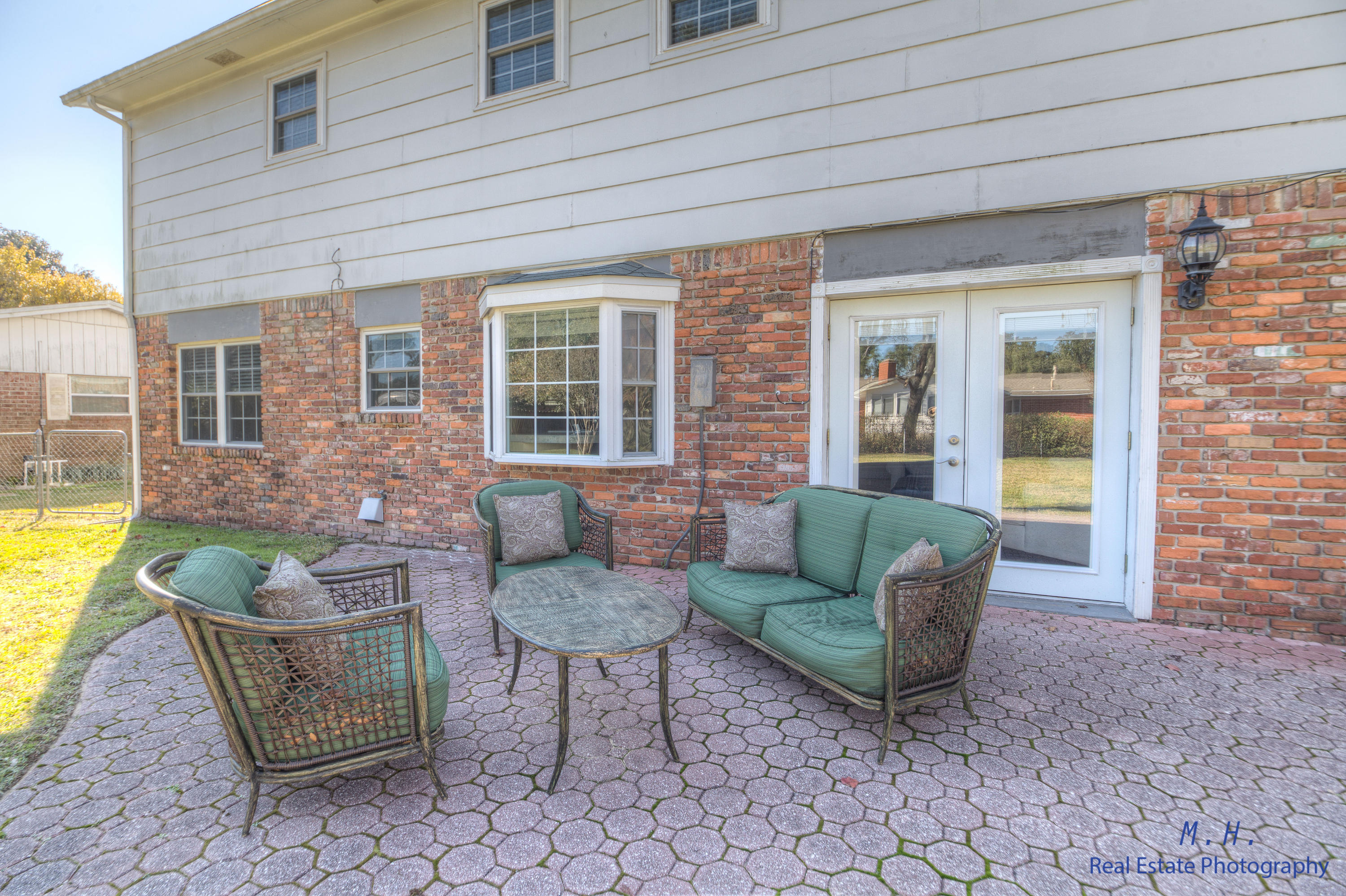 COUNTRY CLUB ESTATES 1ST ADDN - Residential