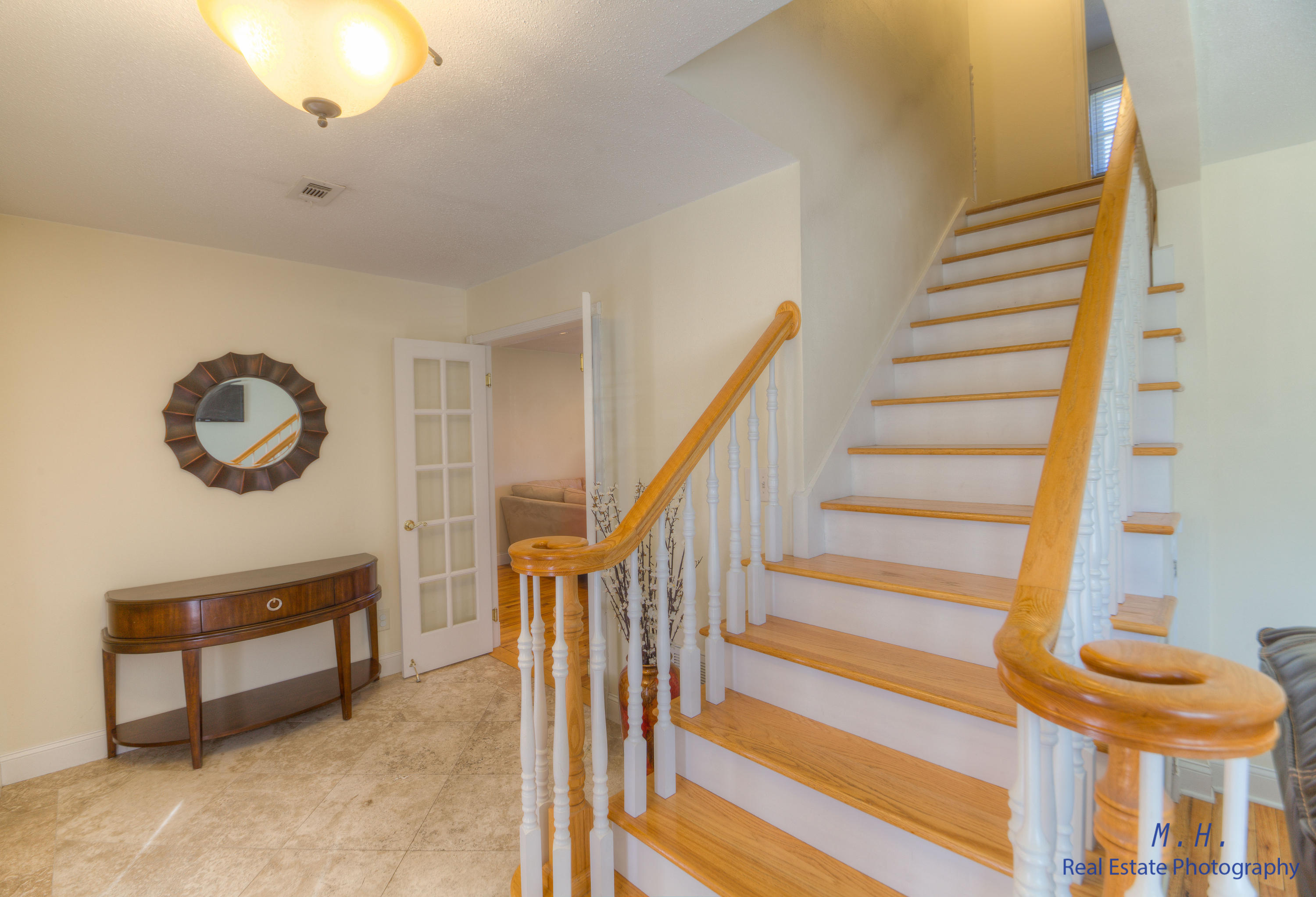 COUNTRY CLUB ESTATES 1ST ADDN - Residential