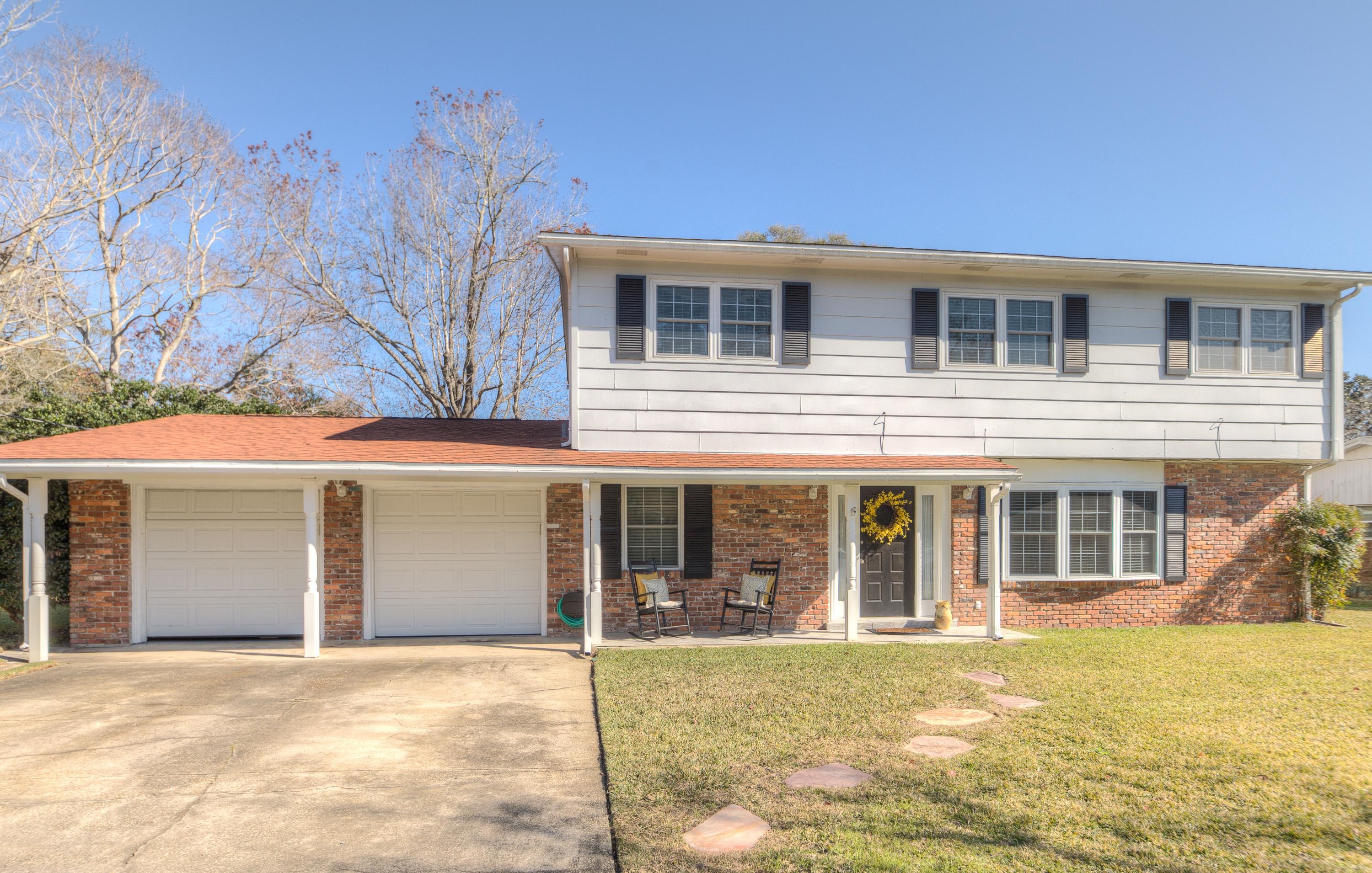 COUNTRY CLUB ESTATES 1ST ADDN - Residential