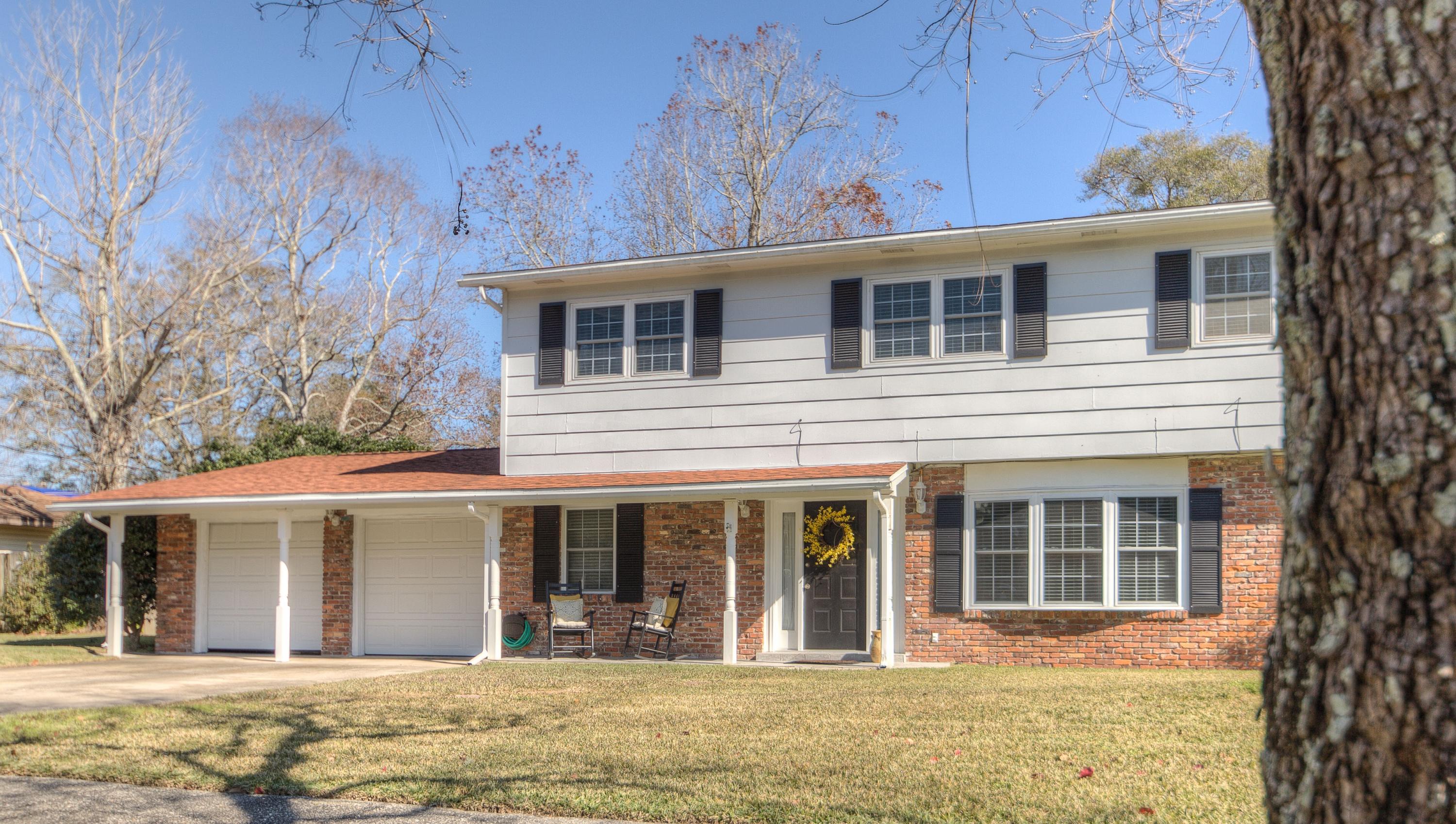 COUNTRY CLUB ESTATES 1ST ADDN - Residential