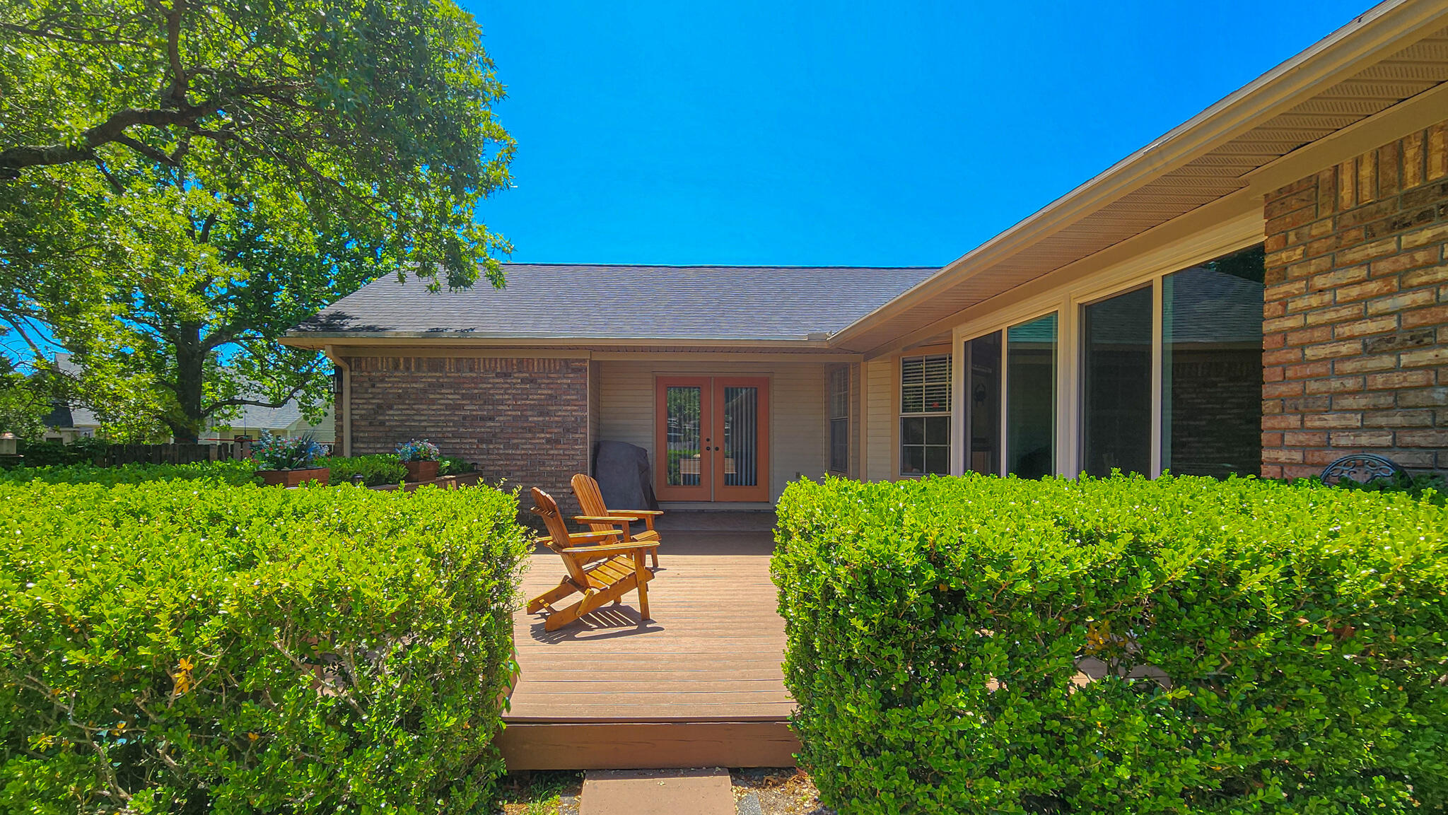 EMERALD POINTE PLAT 1 - Residential