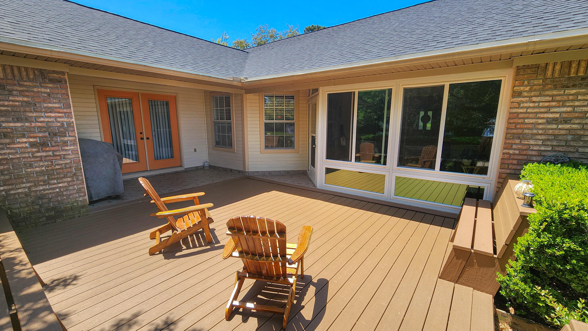 EMERALD POINTE PLAT 1 - Residential