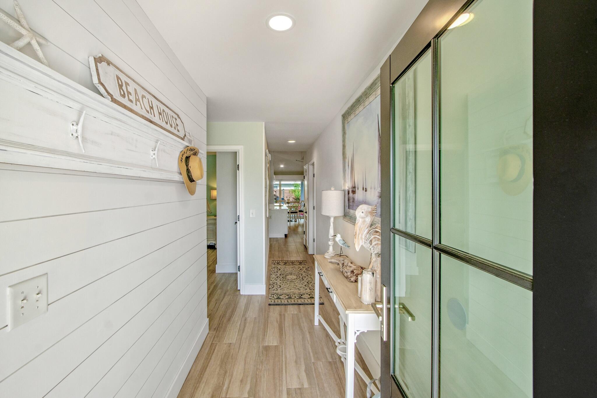 PARADISE RETREAT - Residential