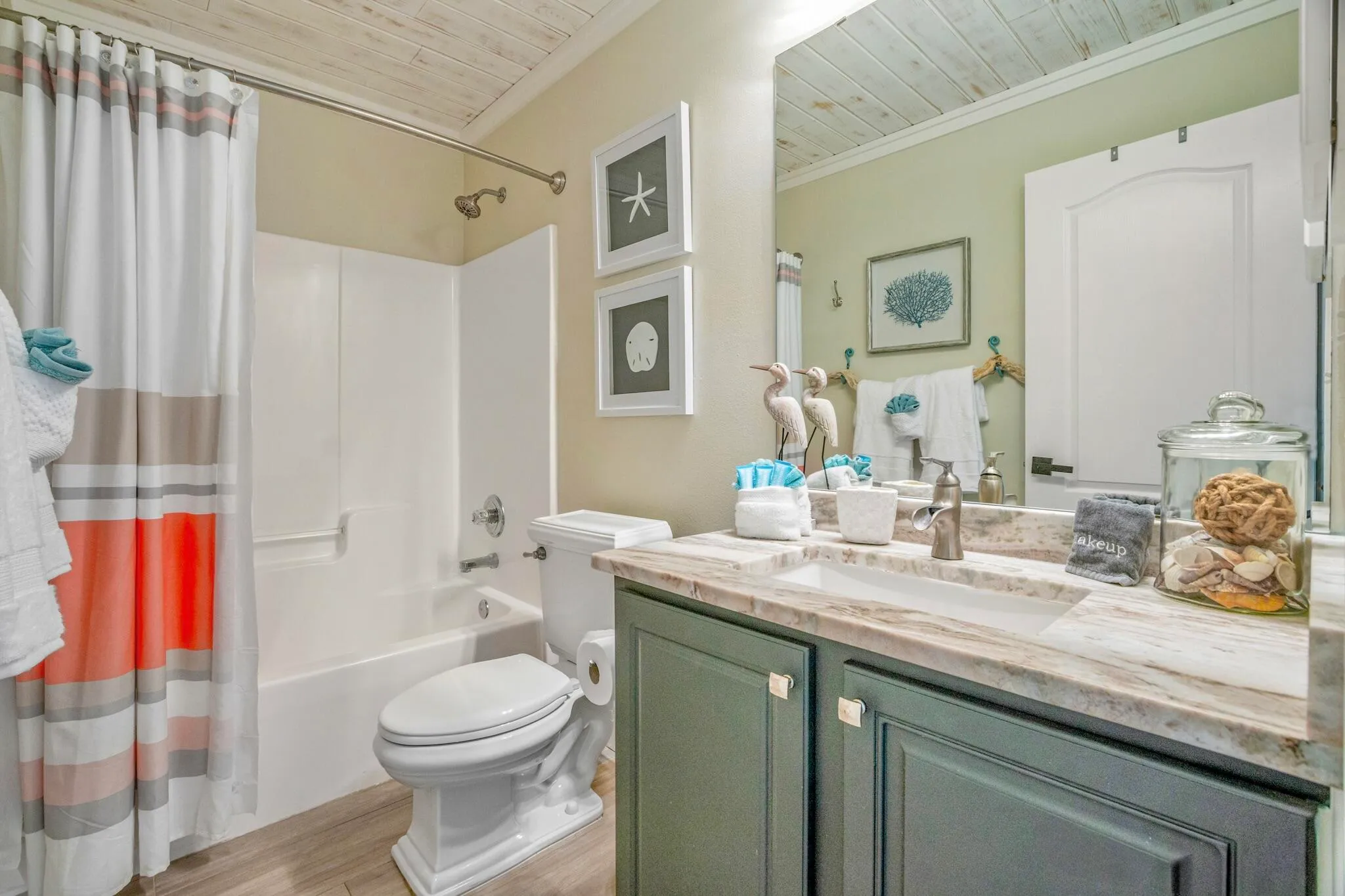 Miramar Beach, Florida 32550, United States, 3 Bedrooms Bedrooms, ,2 BathroomsBathrooms,Residential,Active,105829