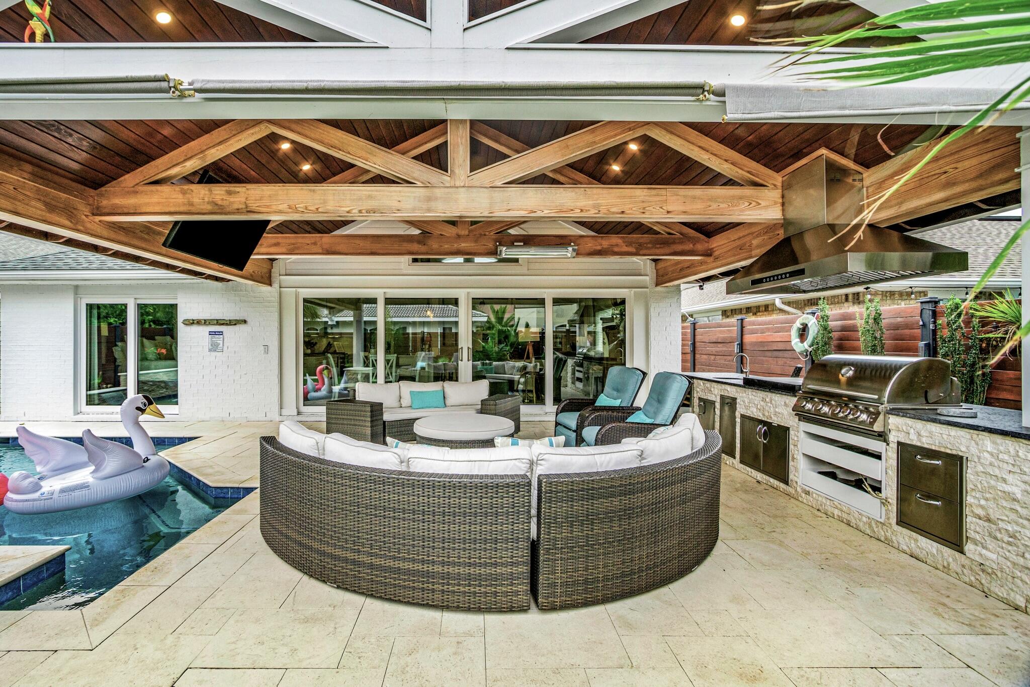PARADISE RETREAT - Residential