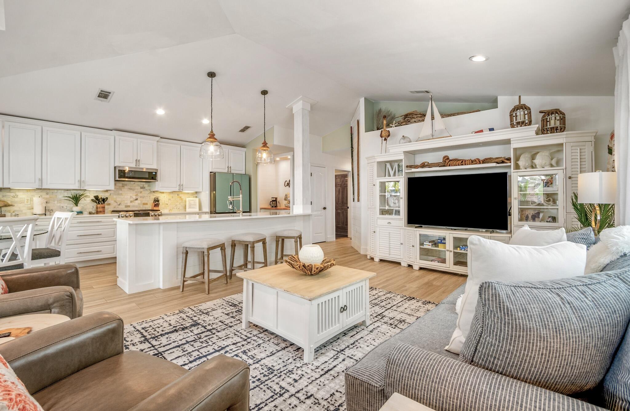 PARADISE RETREAT - Residential