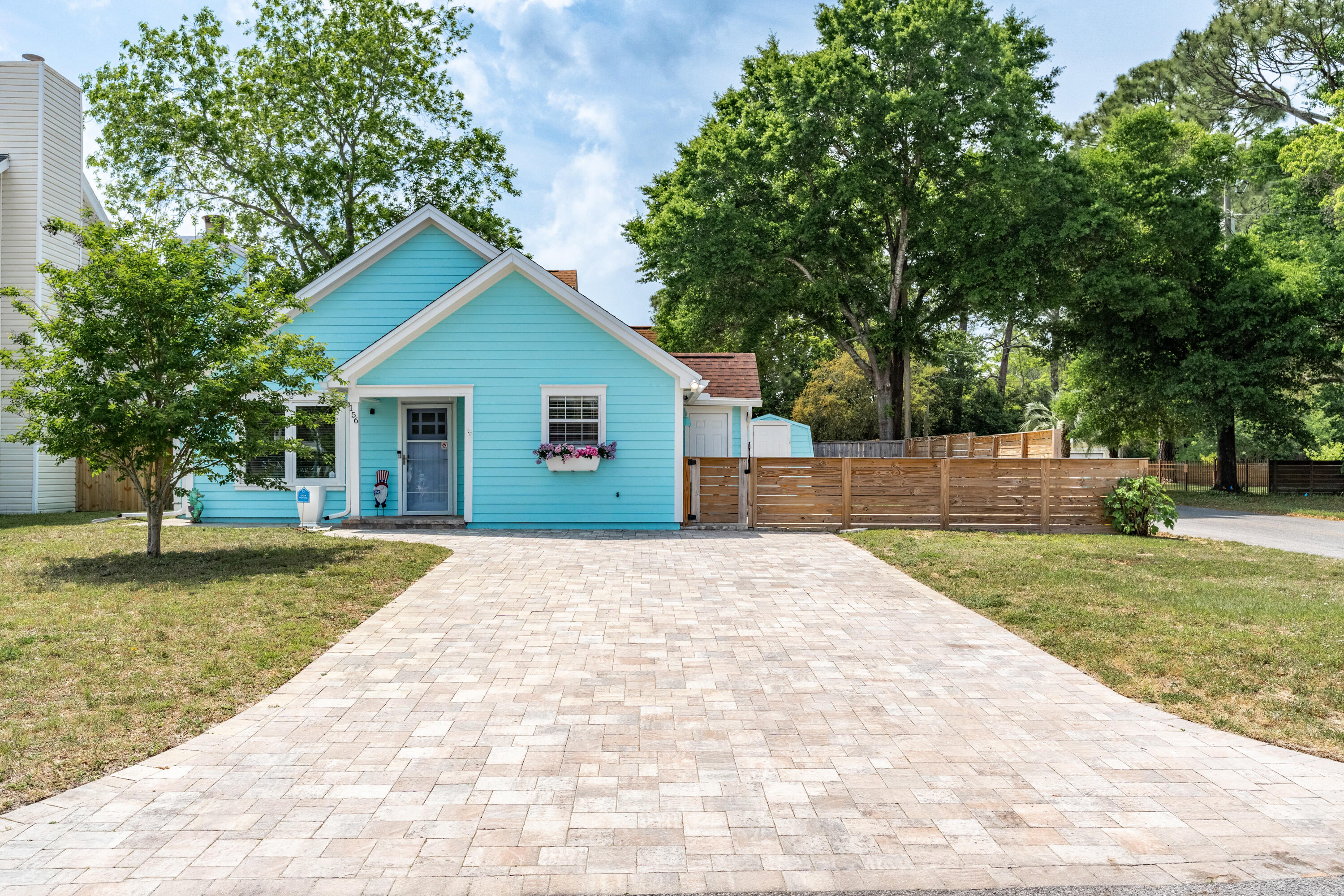 SCRANTON ESTATES - Residential