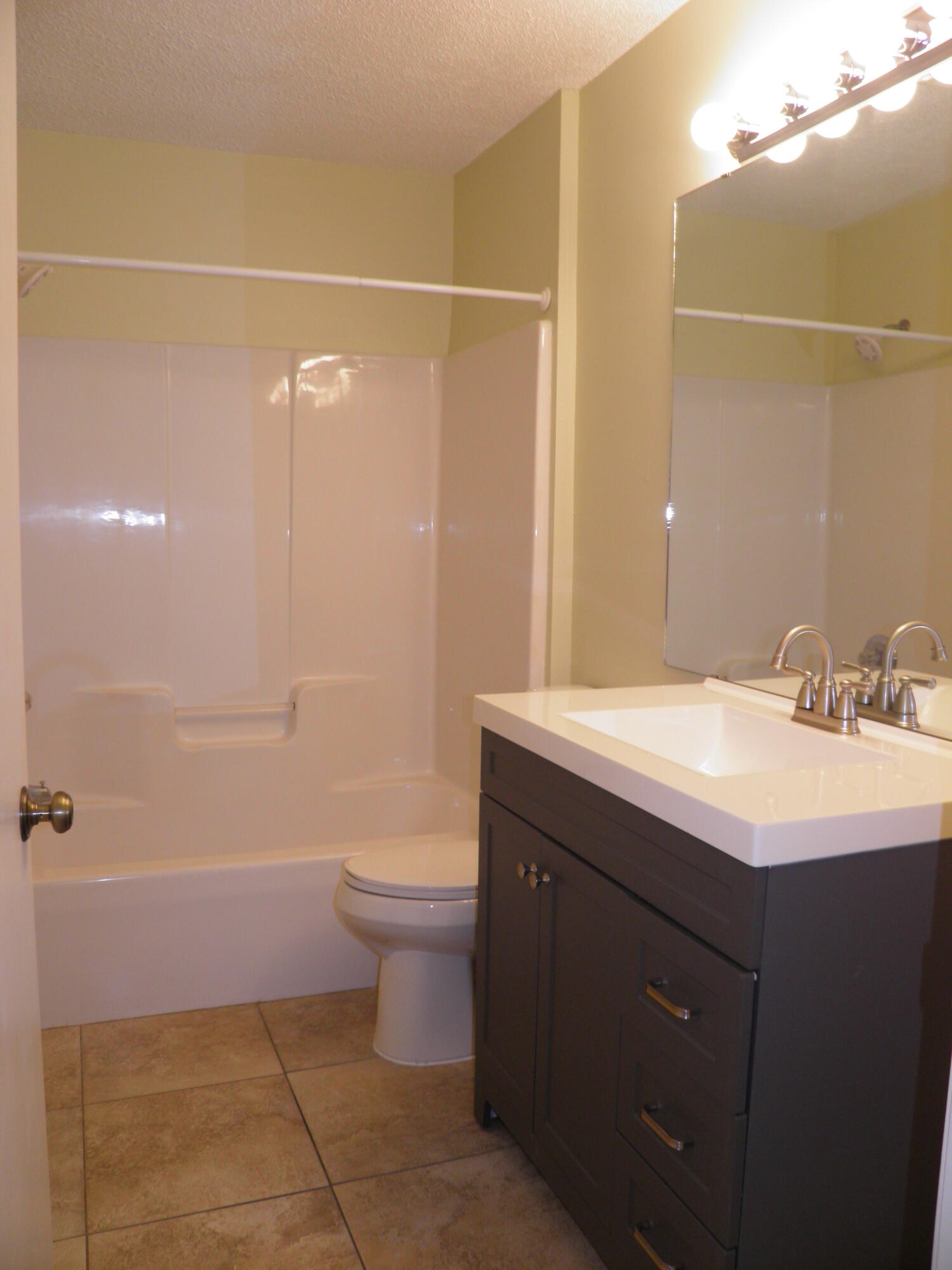 FOREST OAKS PH 1 - Residential Lease