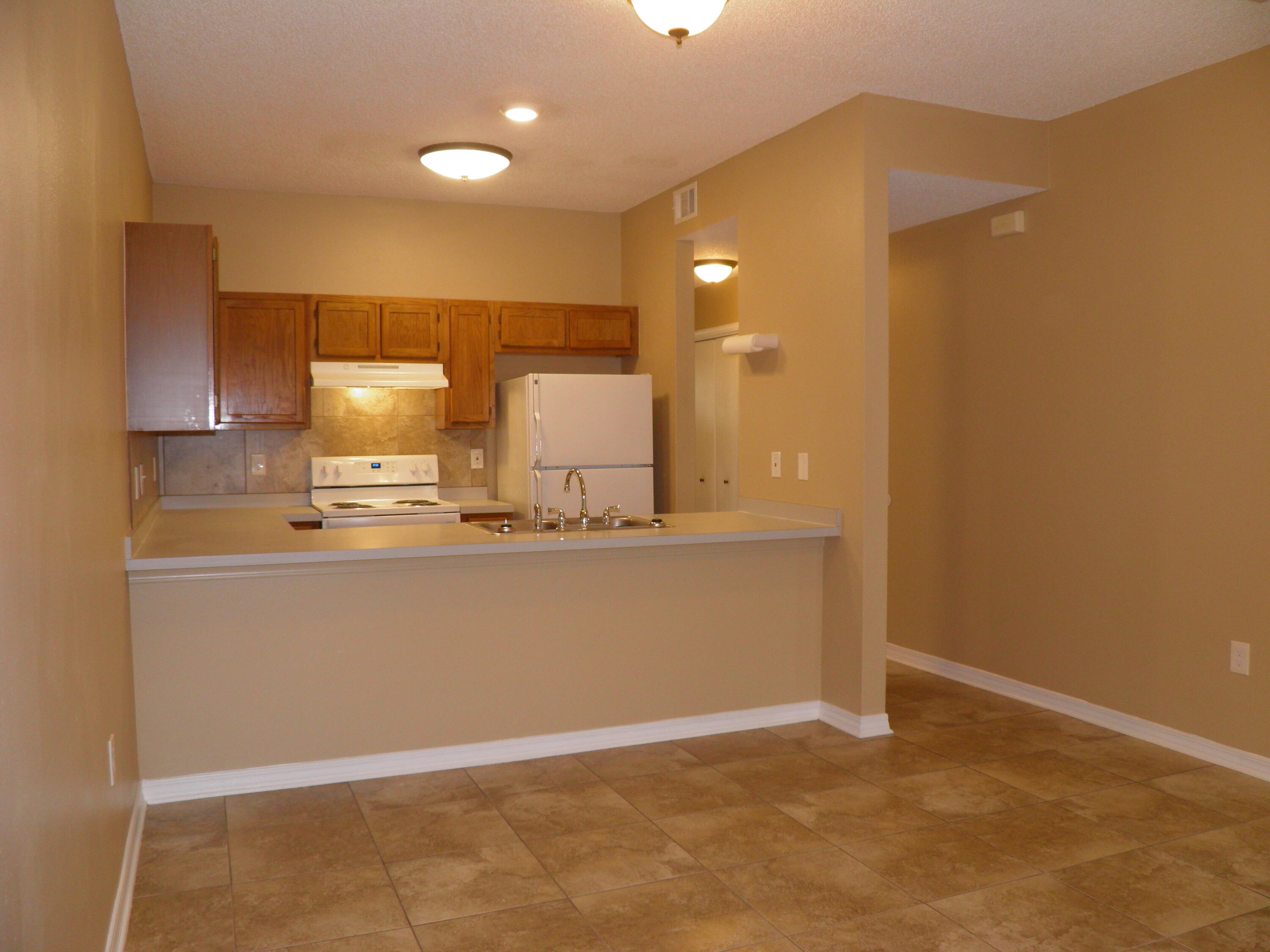 FOREST OAKS PH 1 - Residential Lease