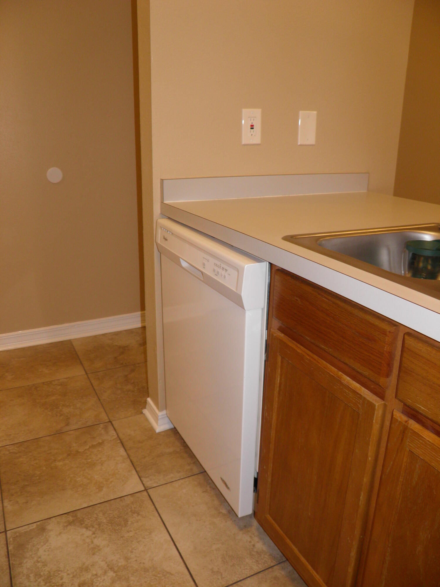 FOREST OAKS PH 1 - Residential Lease