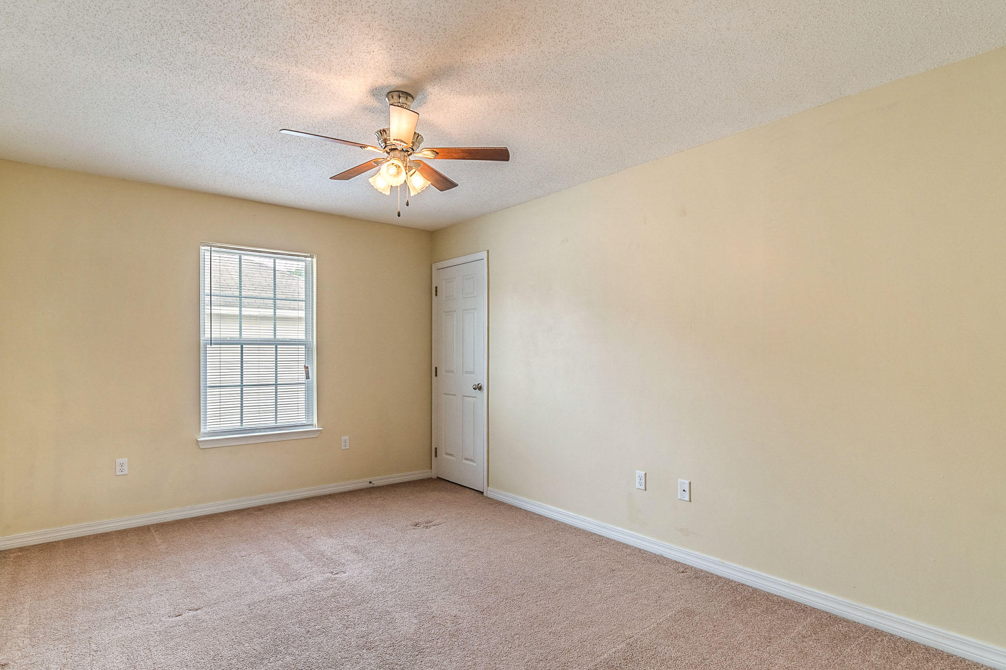 STILLWELL ESTATES - Residential