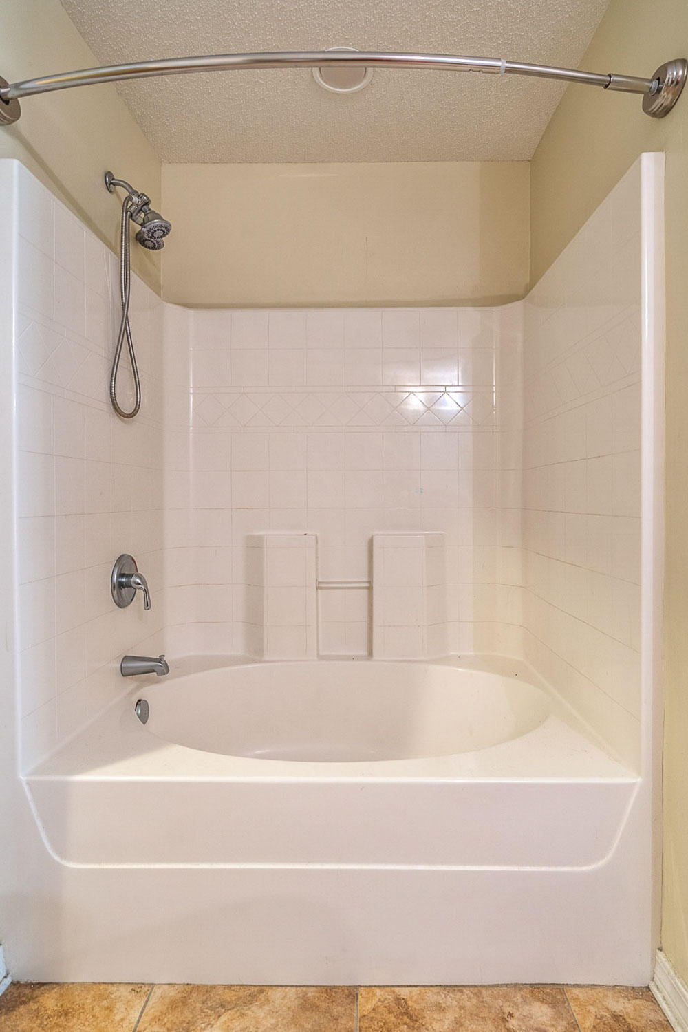 STILLWELL ESTATES - Residential