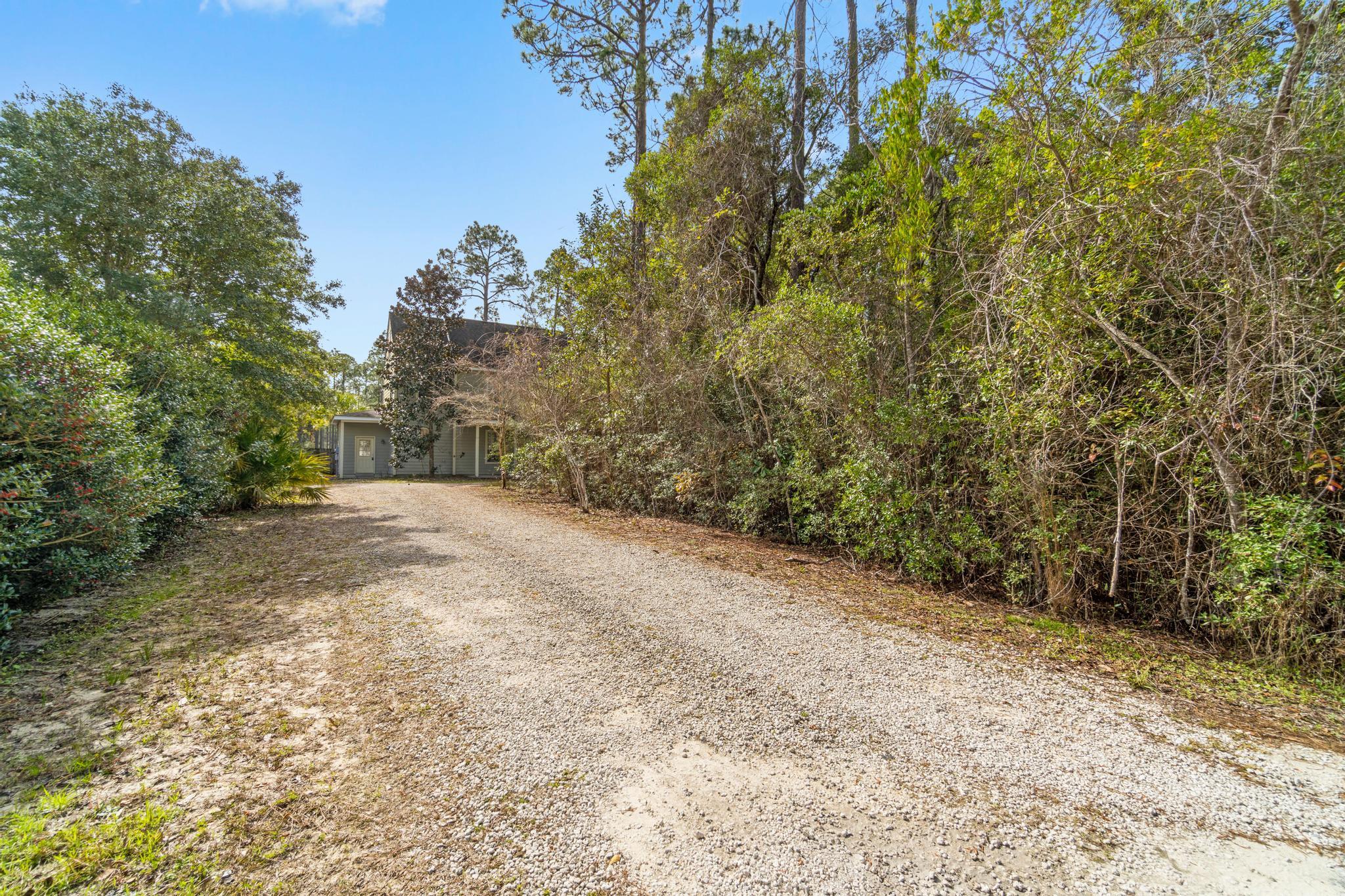 MAGNOLIA BEACH - Residential
