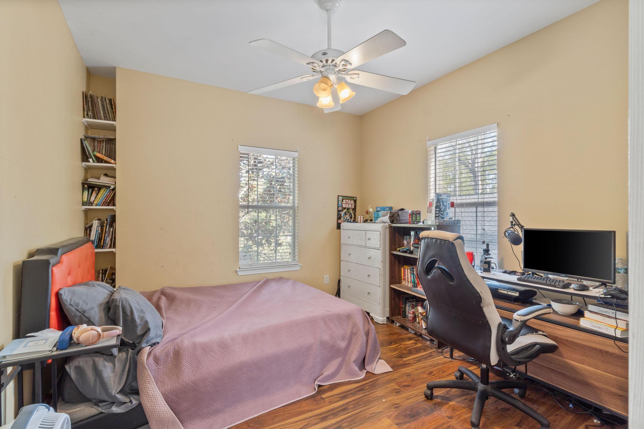 MAGNOLIA BEACH - Residential