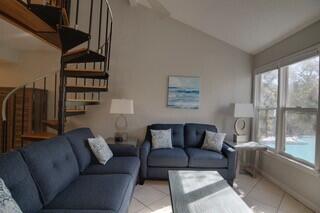 HIDDEN DUNES BEACH COTTAGES 1 - Residential