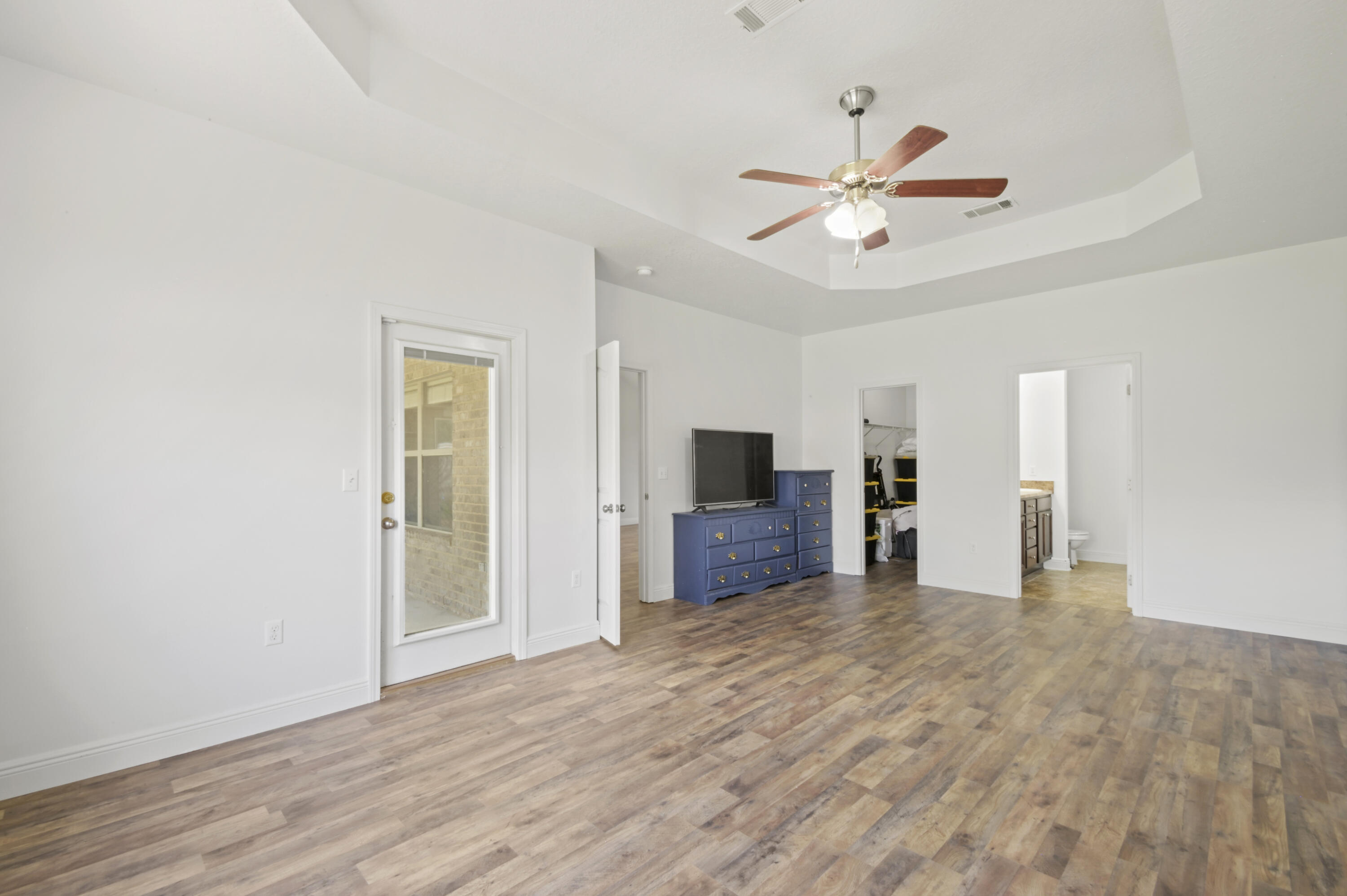 RUSTIC RIDGE - Residential