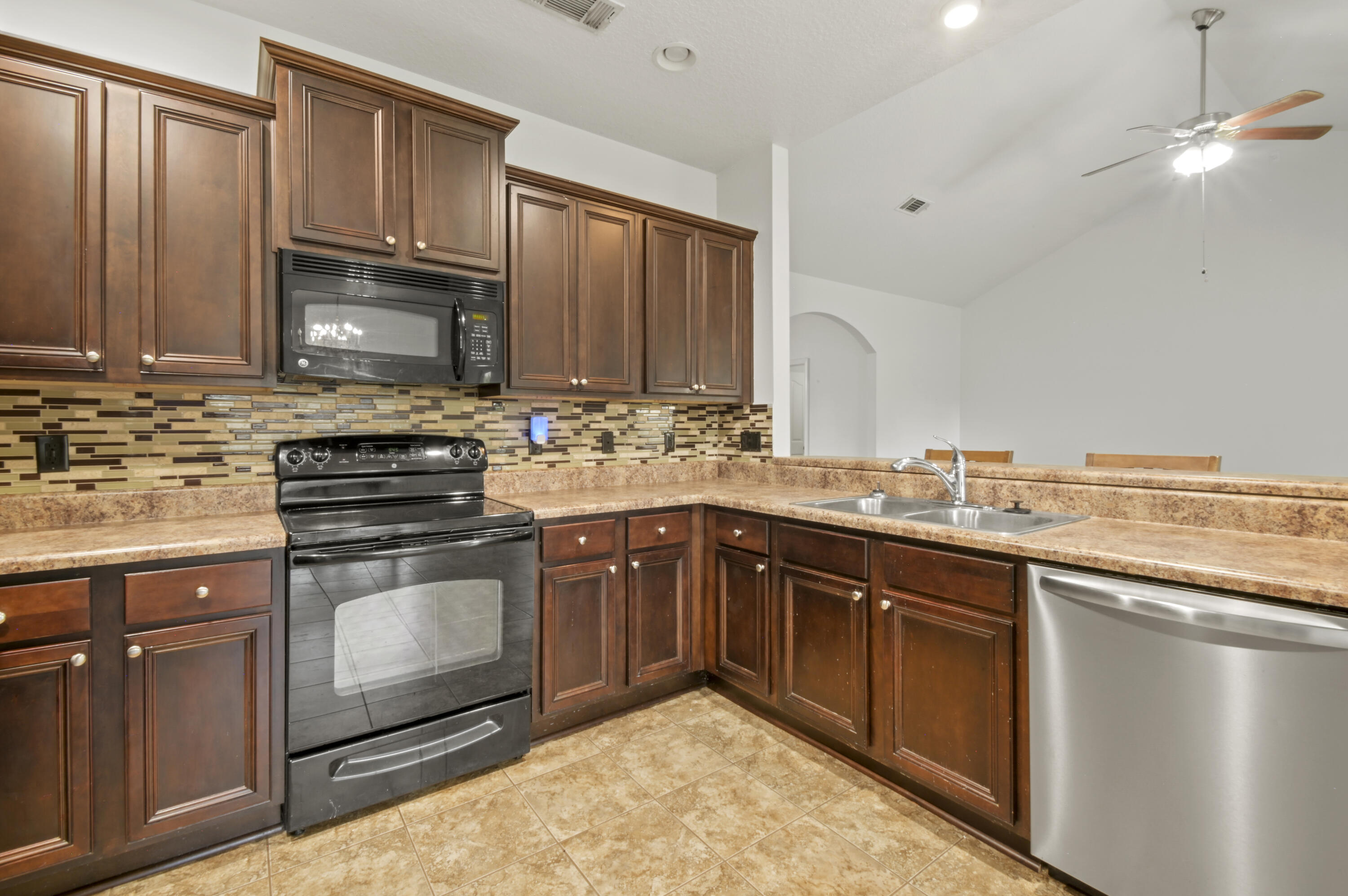 RUSTIC RIDGE - Residential