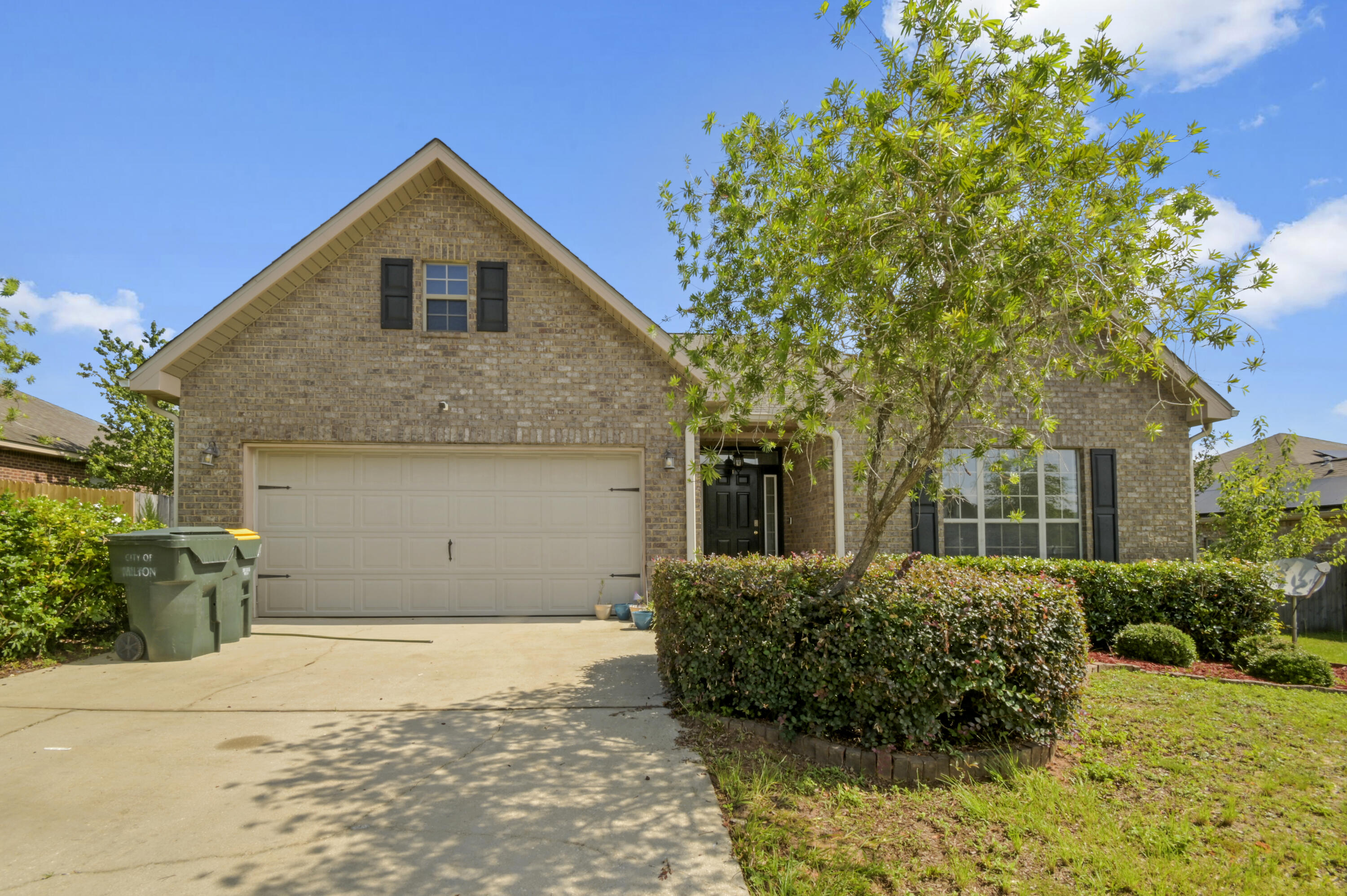 RUSTIC RIDGE - Residential