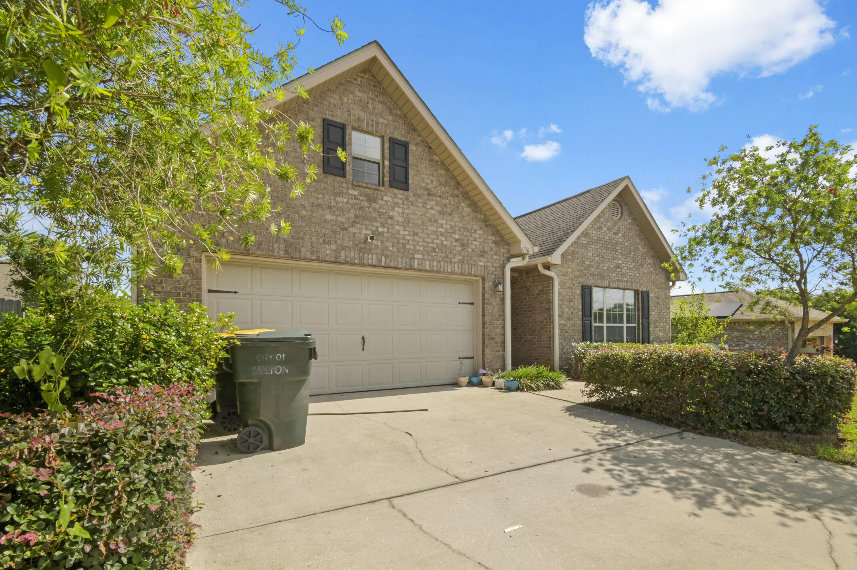 RUSTIC RIDGE - Residential