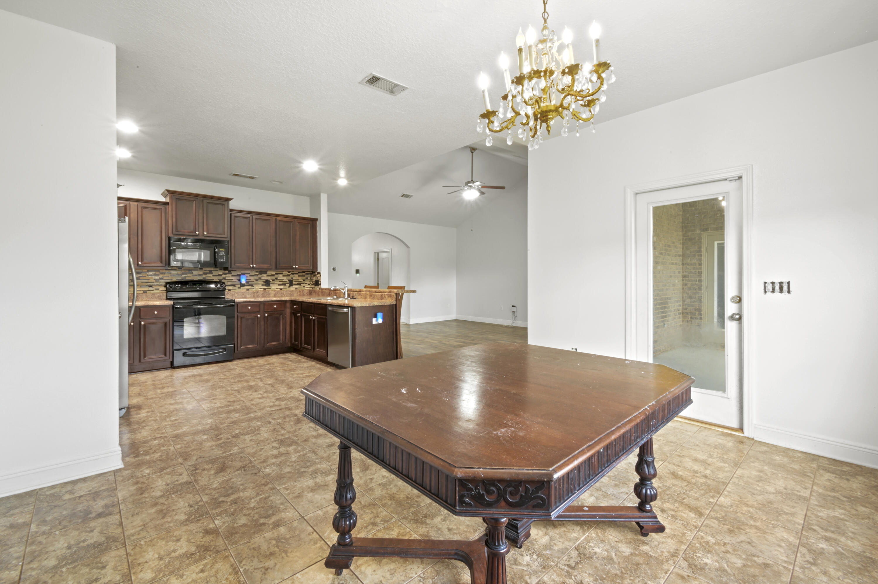 RUSTIC RIDGE - Residential