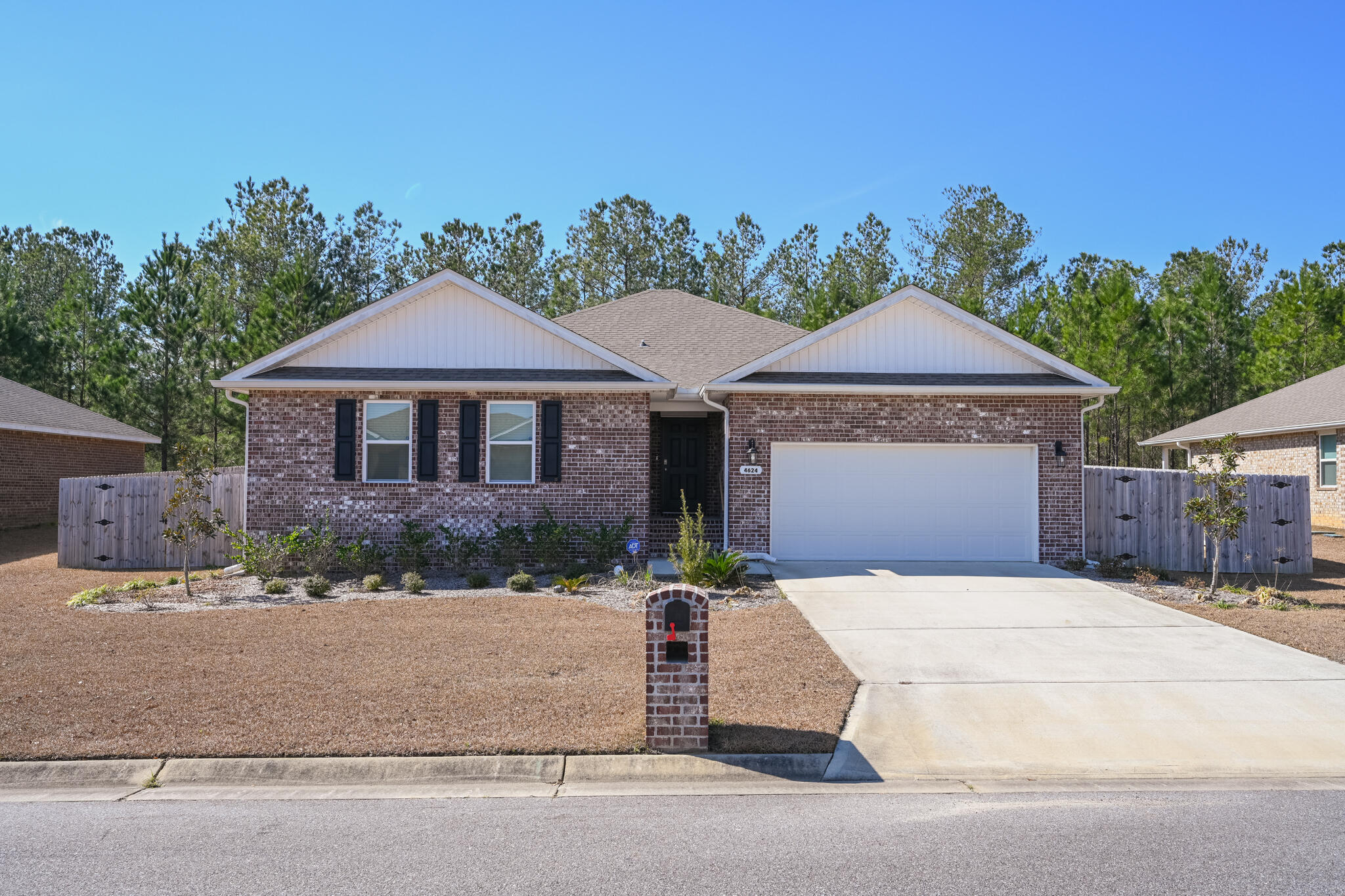 WHISPER CREEK - Residential