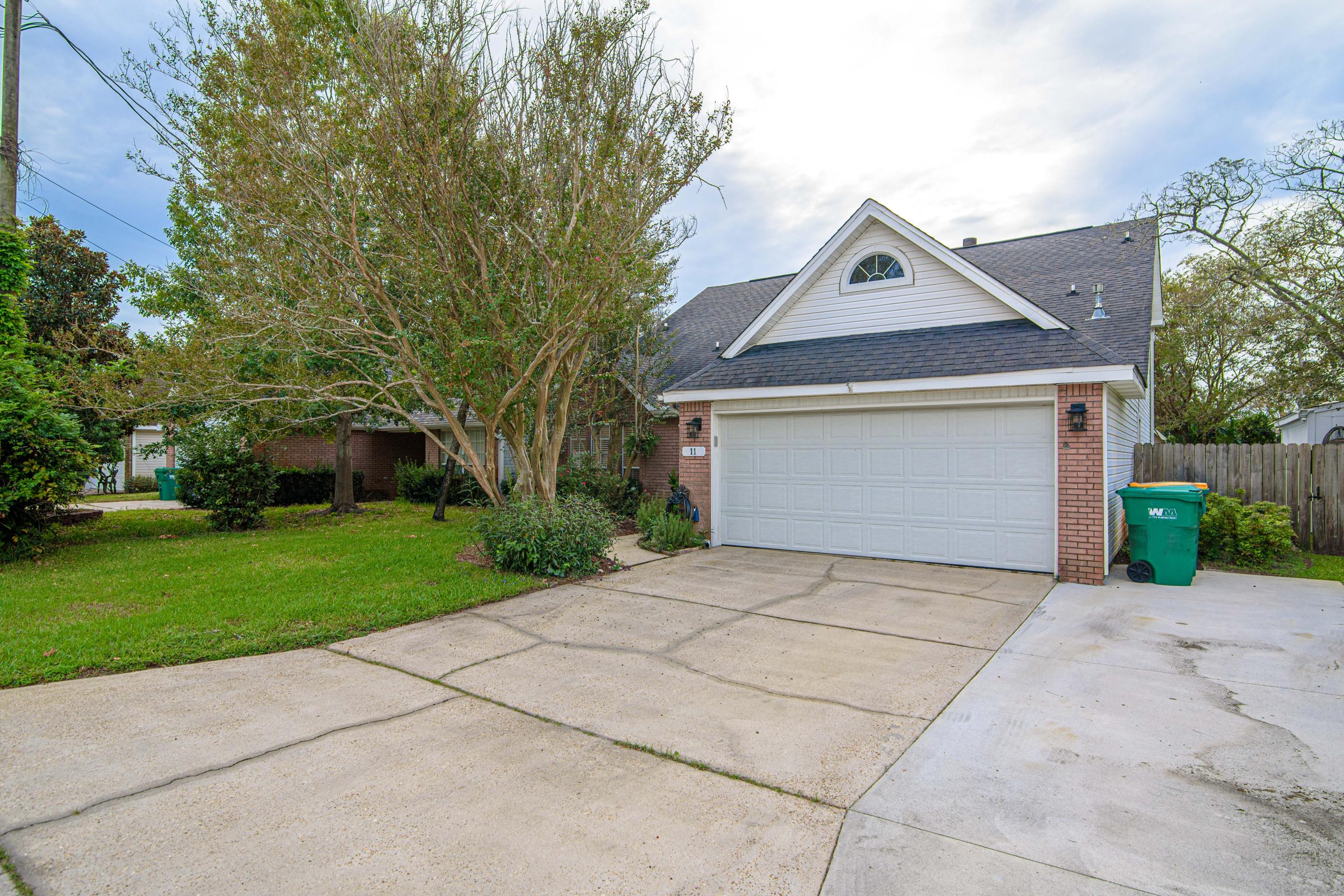 SHALIMAR WOODS S/D - Residential