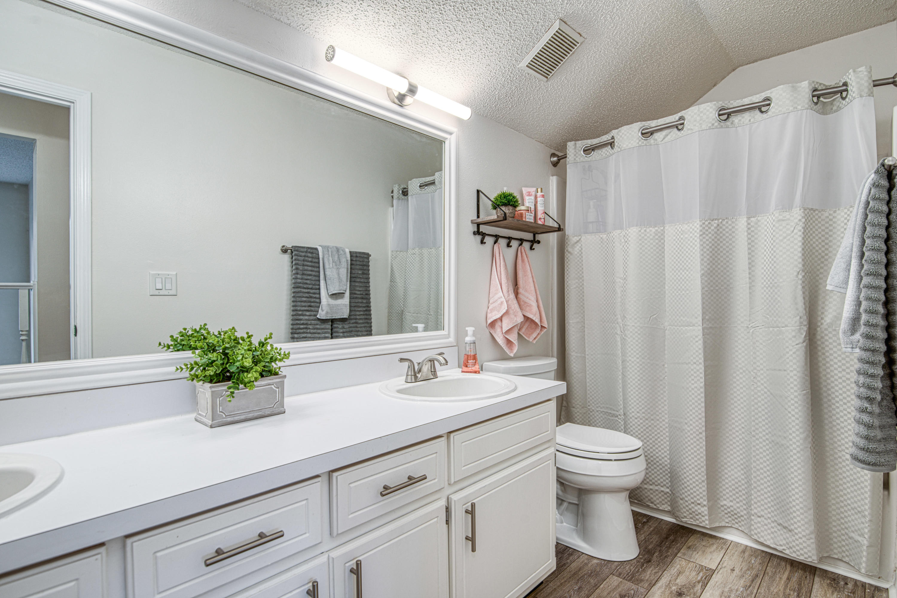 SHALIMAR WOODS S/D - Residential