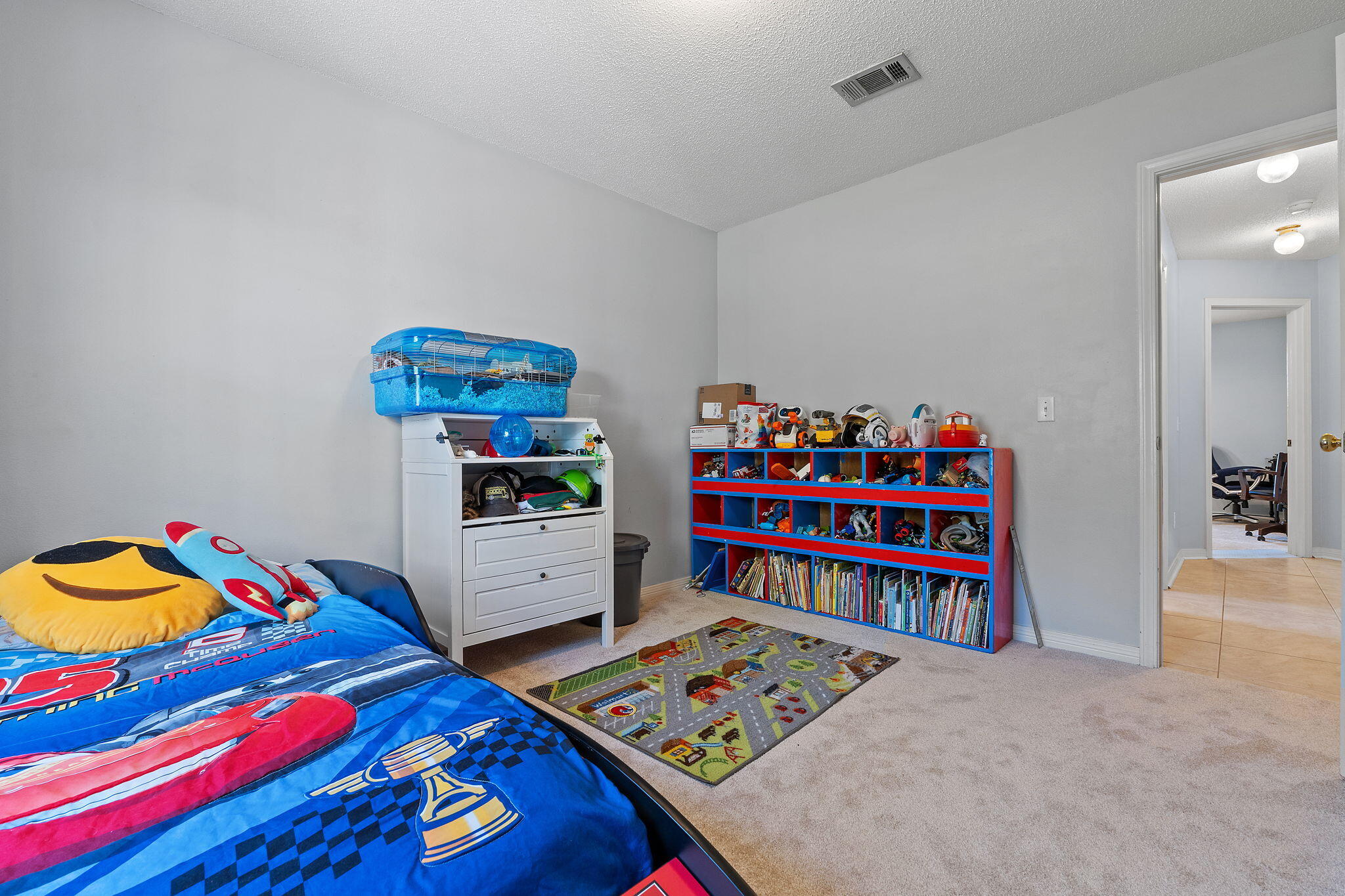 EMERALD SHORES - Residential