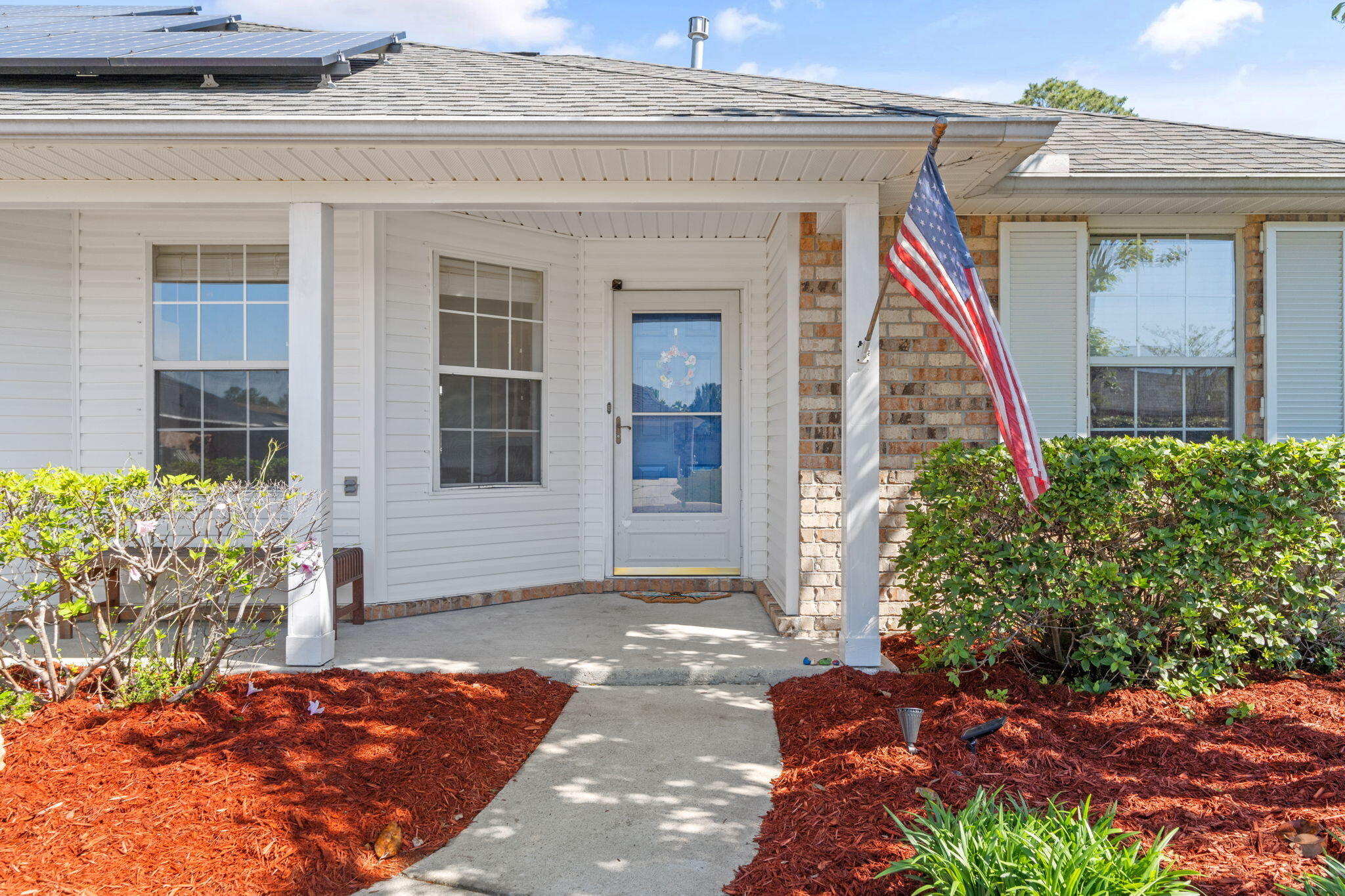 EMERALD SHORES - Residential