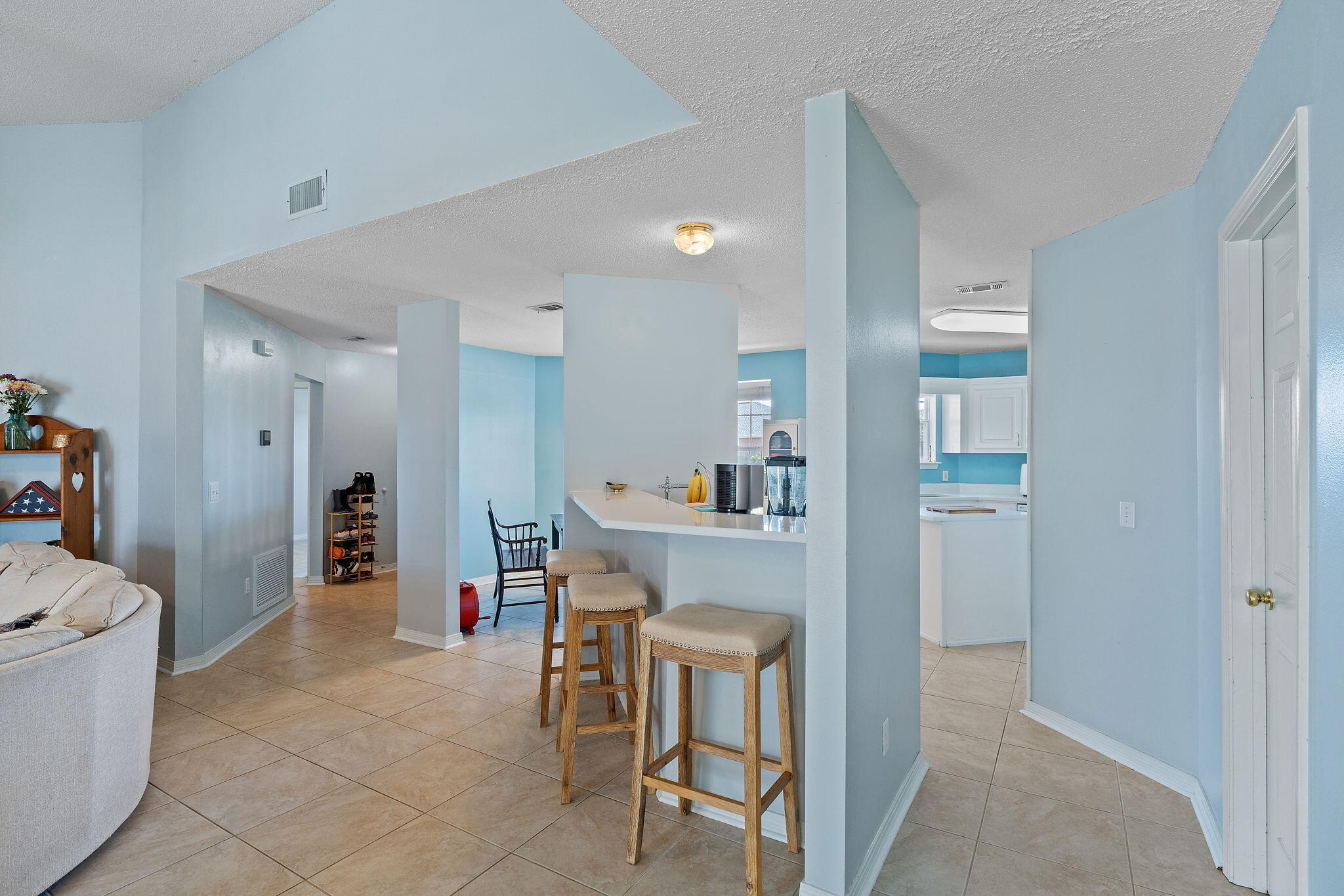 EMERALD SHORES - Residential