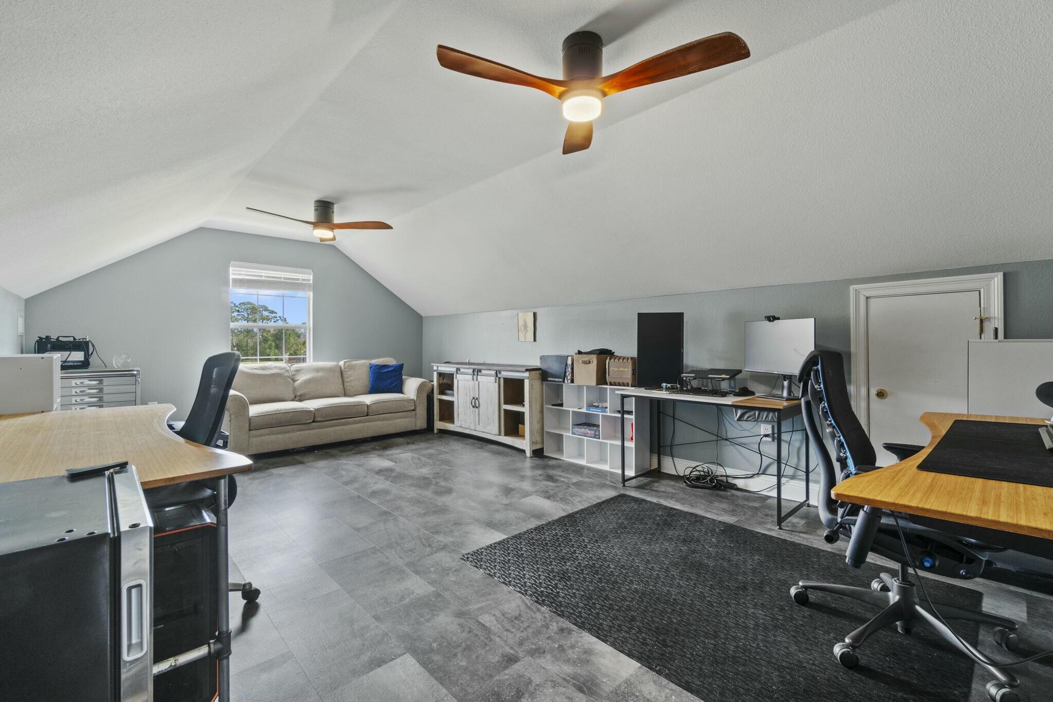 SOUNDSIDE - Residential