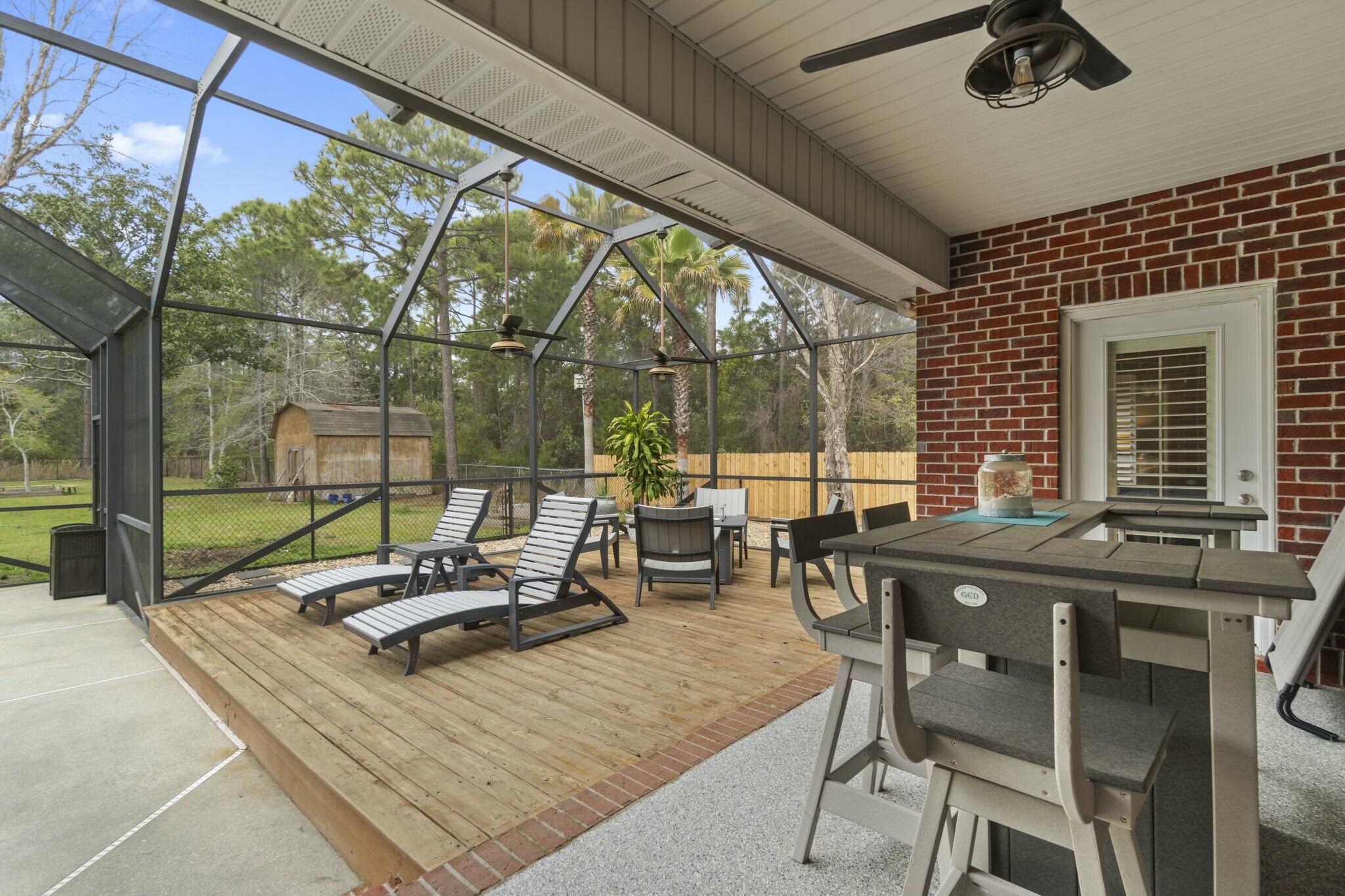SOUNDSIDE - Residential