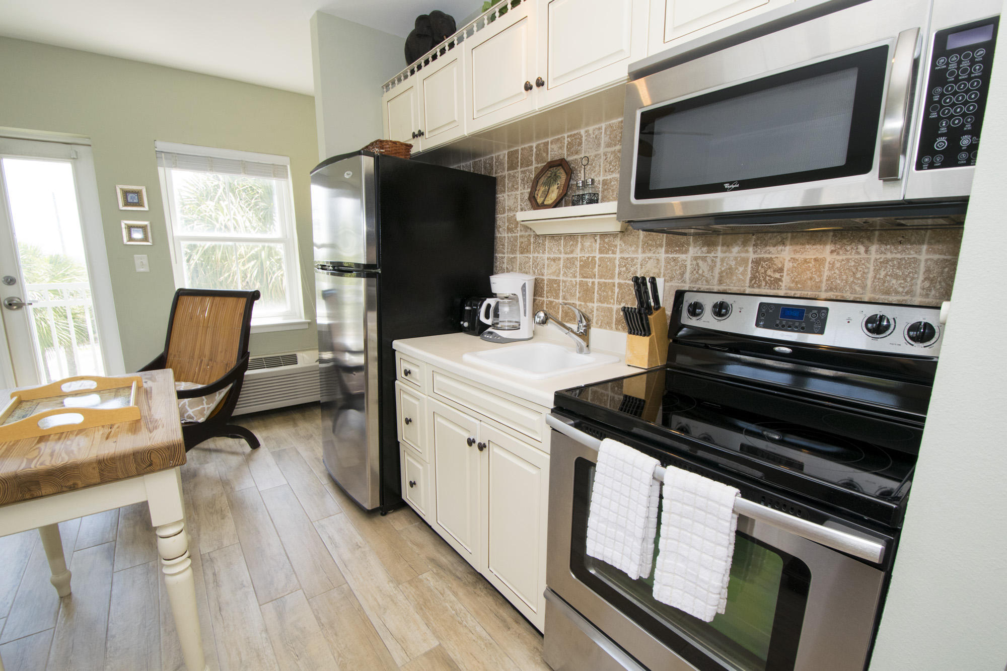 INN AT GULF PLACE - Residential